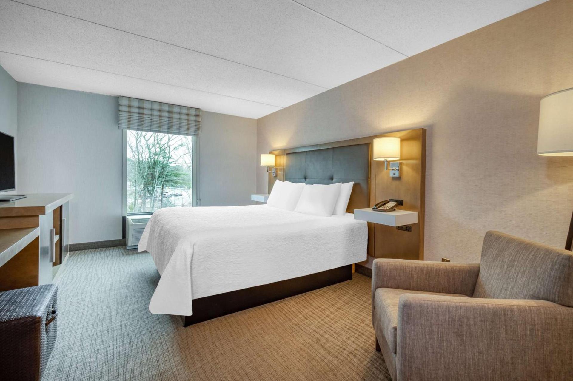 Hampton Inn Raynham-Taunton photo 21