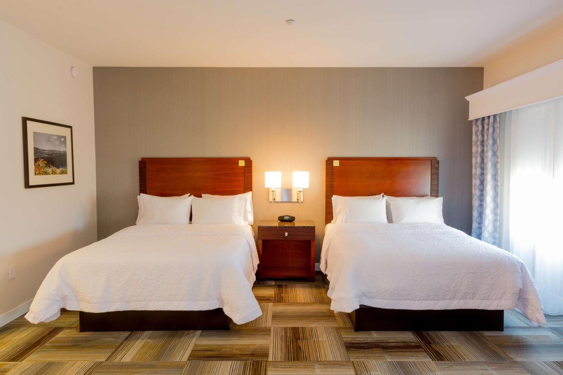 Hampton Inn & Suites Riverside/Corona East photo 18