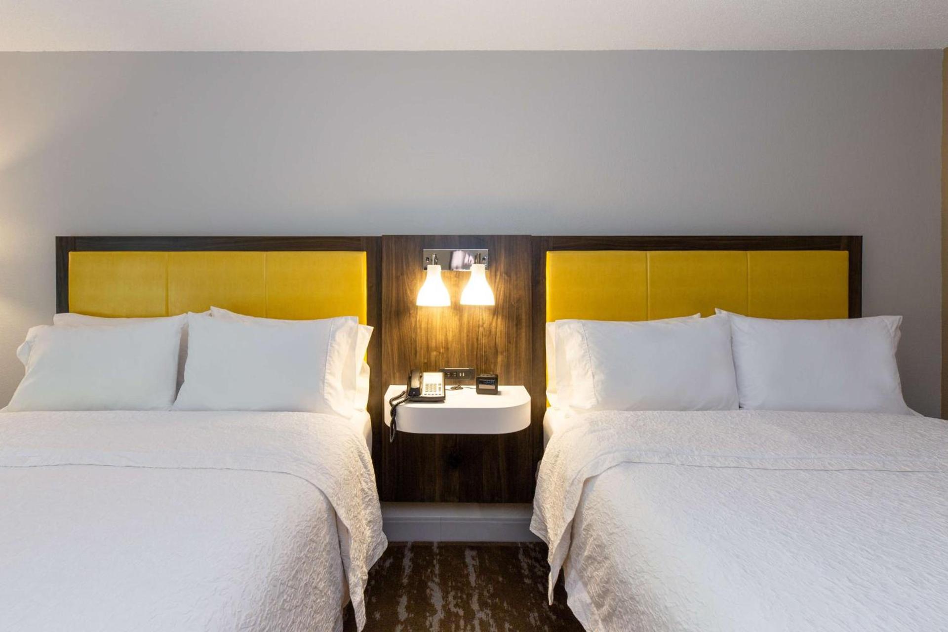 Hampton Inn & Suites Raleigh Cary Lenovo Center photo 36