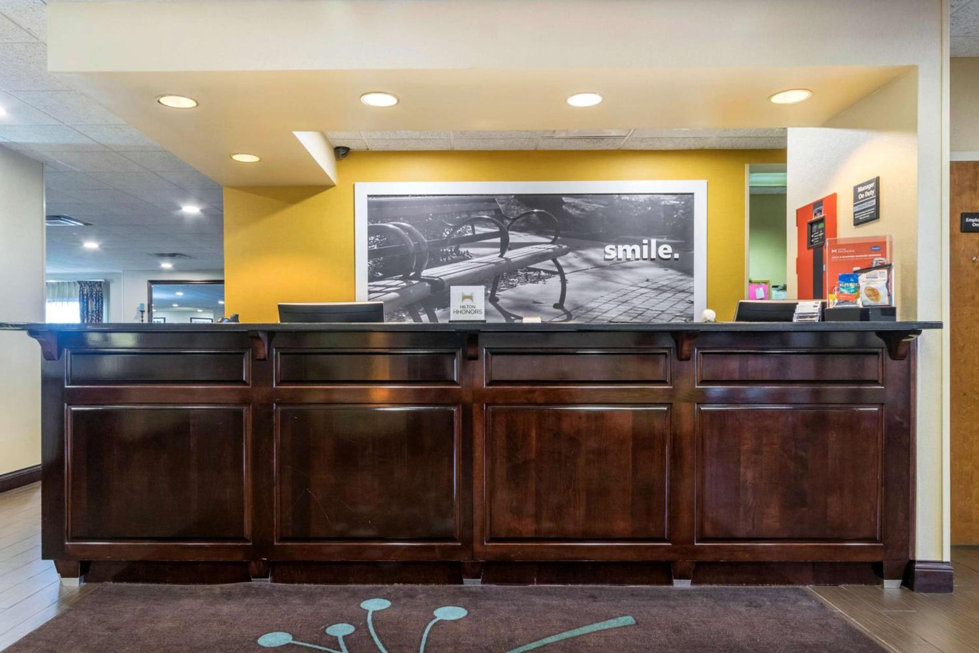 Hampton Inn Richmond KY photo 7