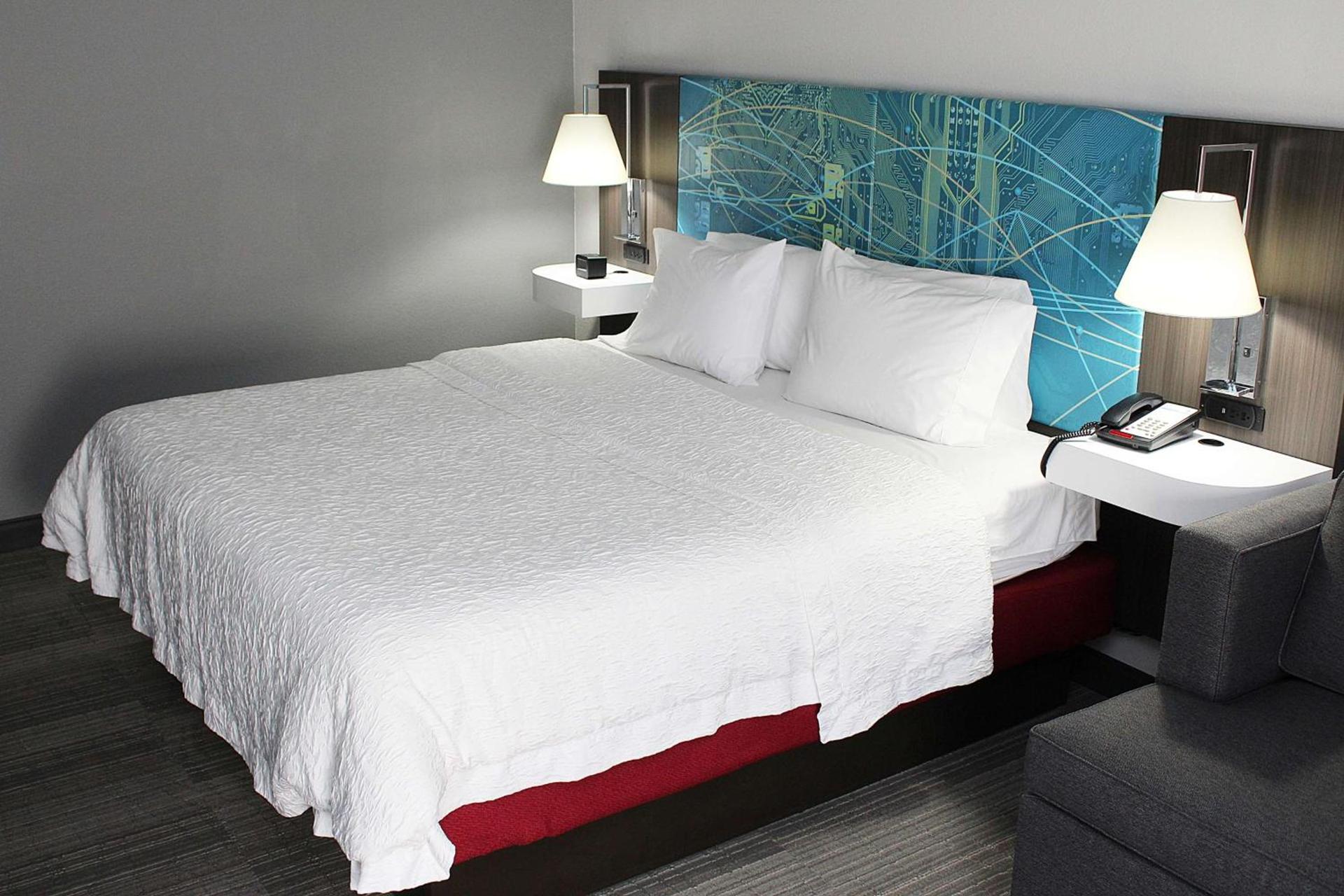 Hampton Inn Richmond KY photo 16