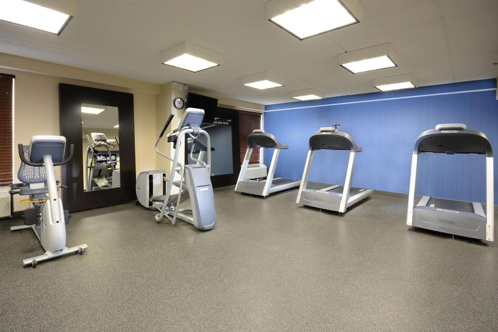 Hampton Inn Raleigh/Durham Airport photo 18