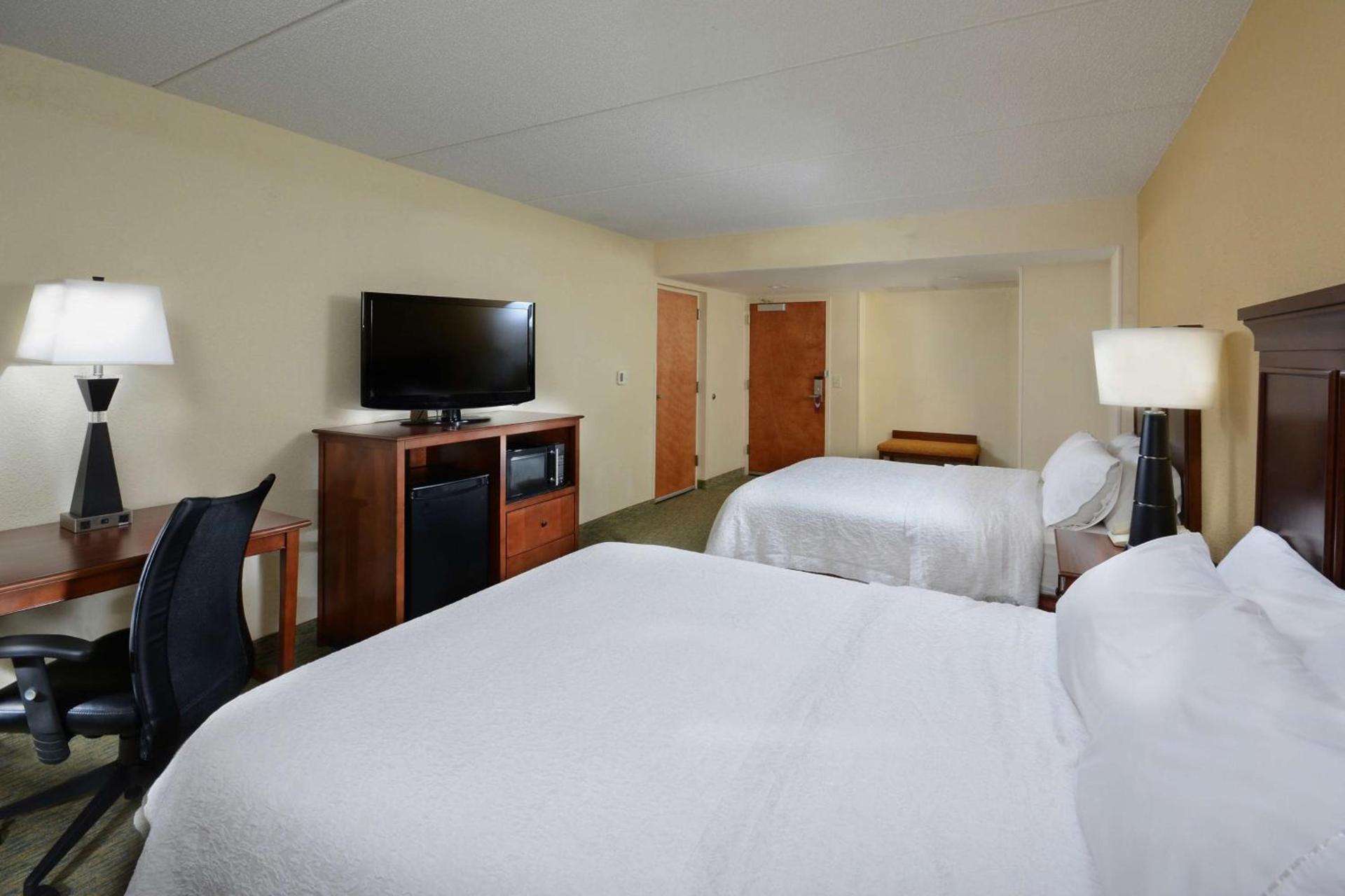 Hampton Inn Raleigh/Durham Airport photo 21