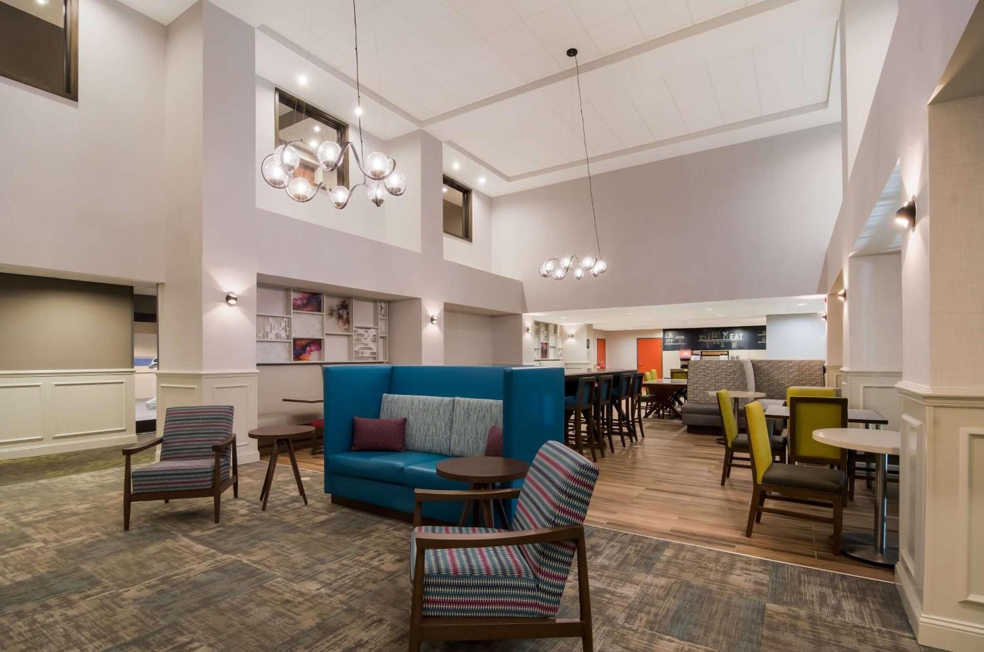 Hampton Inn Wilson Downtown photo 10