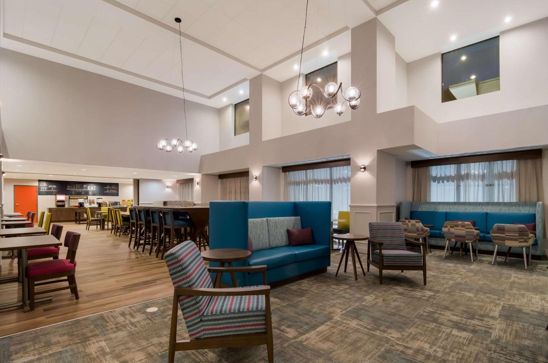 Hampton Inn Wilson Downtown photo 14