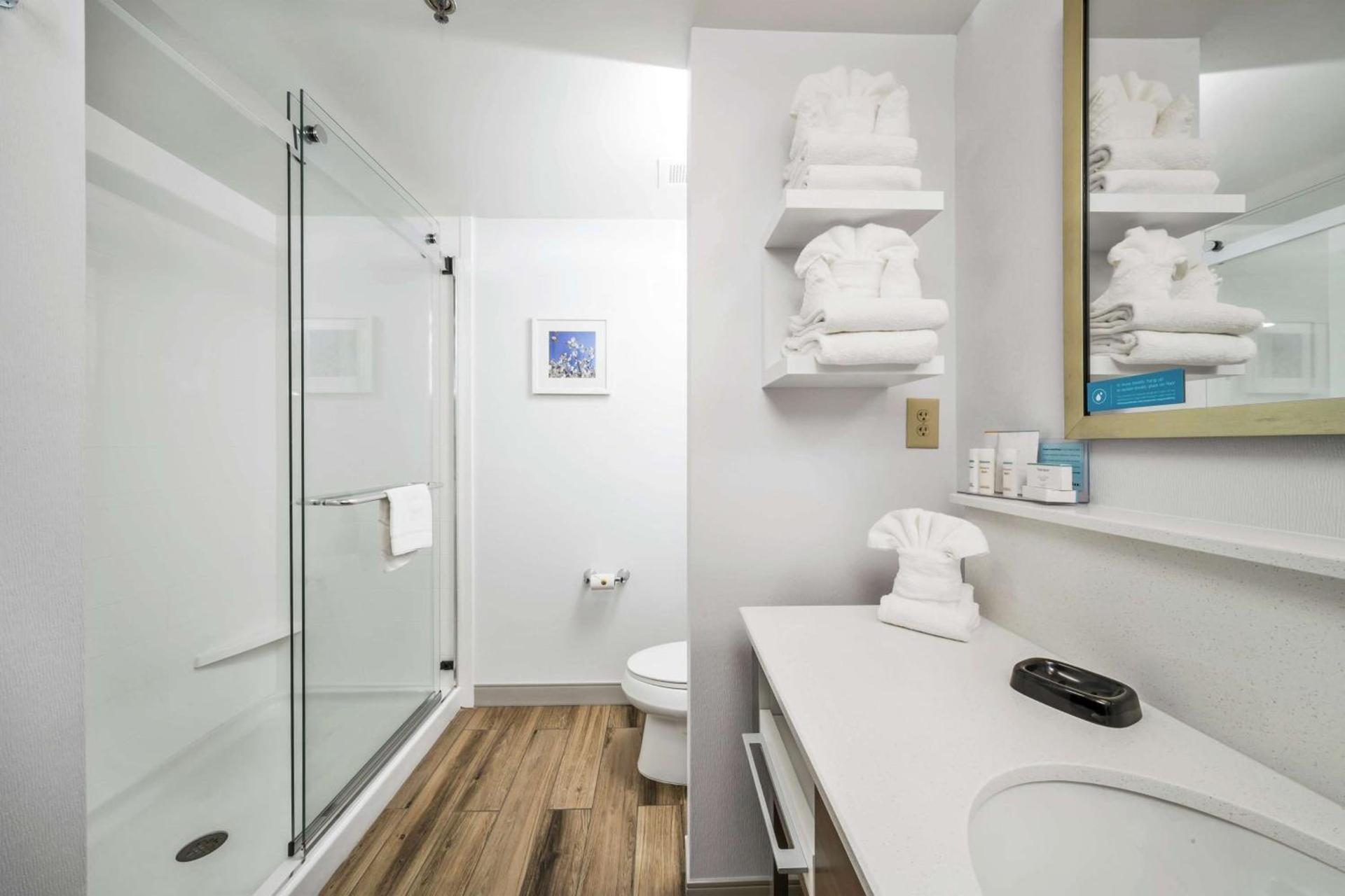 Hampton Inn Wilson Downtown photo 35
