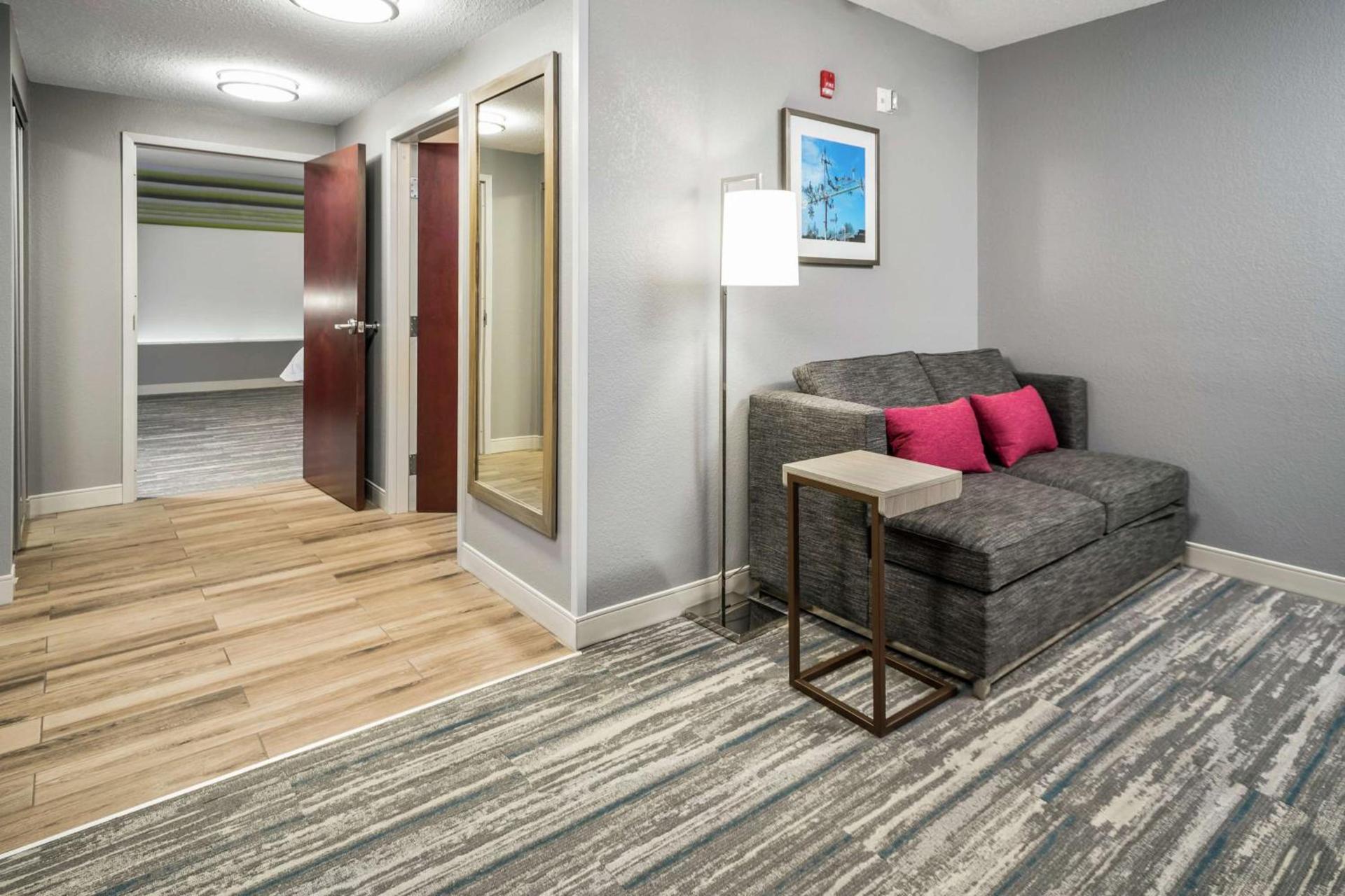 Hampton Inn Wilson Downtown photo 43