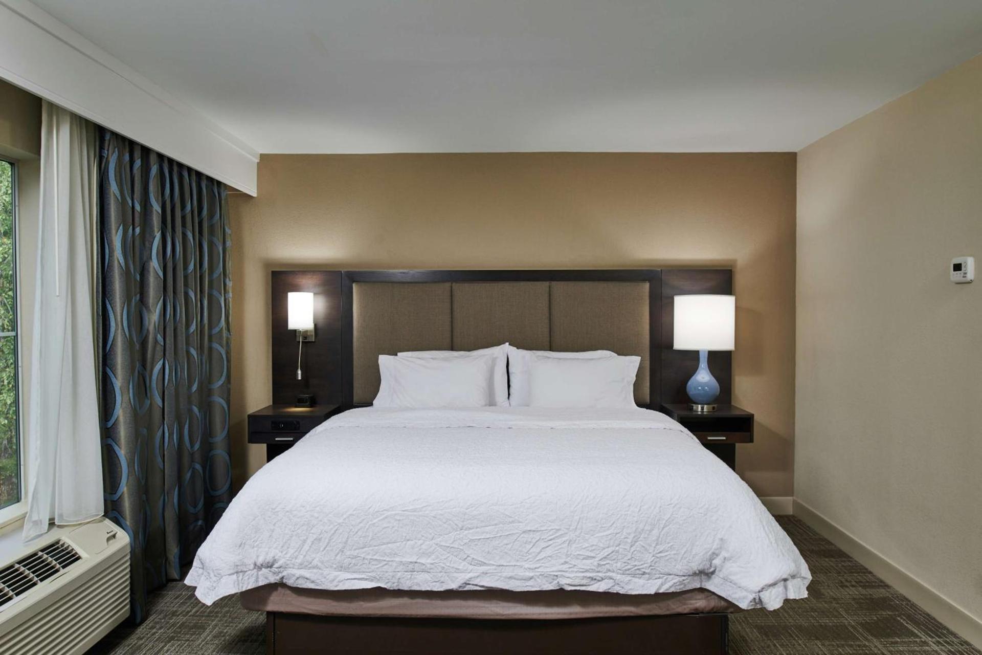 Hampton Inn & Suites Chapel Hill/Durham photo 21
