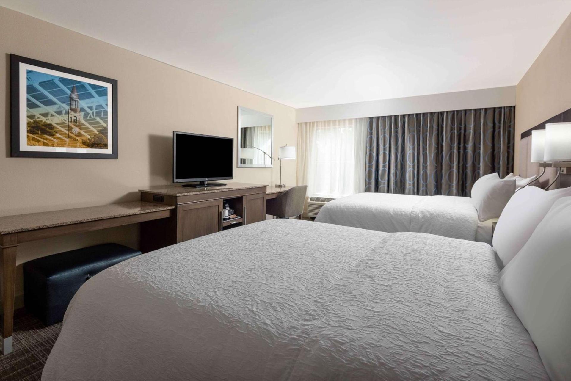 Hampton Inn & Suites Chapel Hill/Durham photo 29