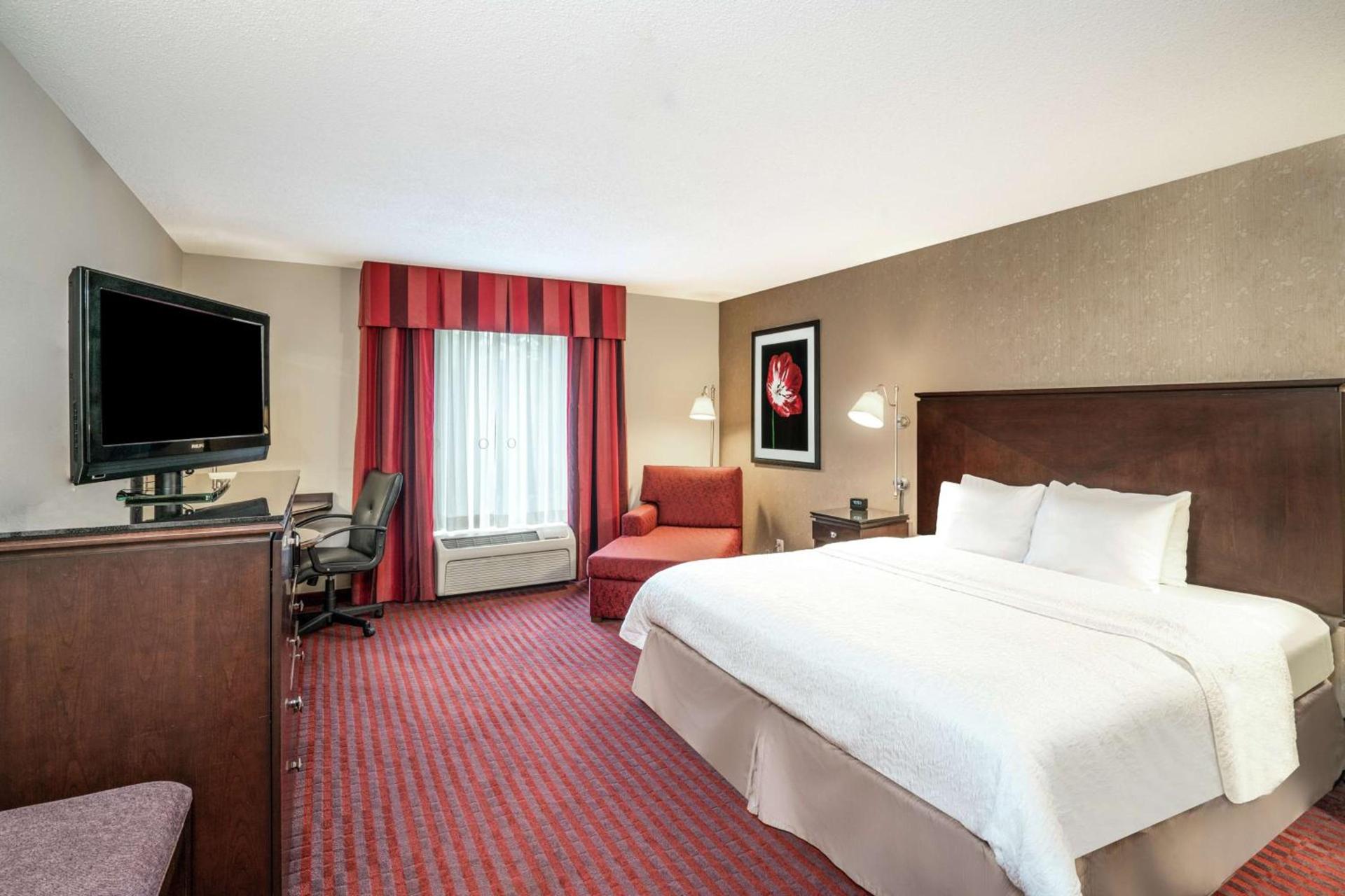 Hampton Inn Richmond - Airport photo 28