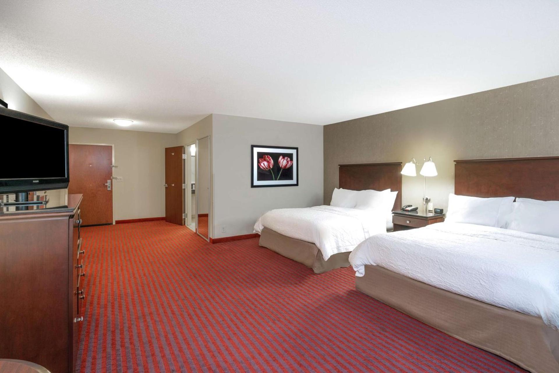 Hampton Inn Richmond - Airport photo 29