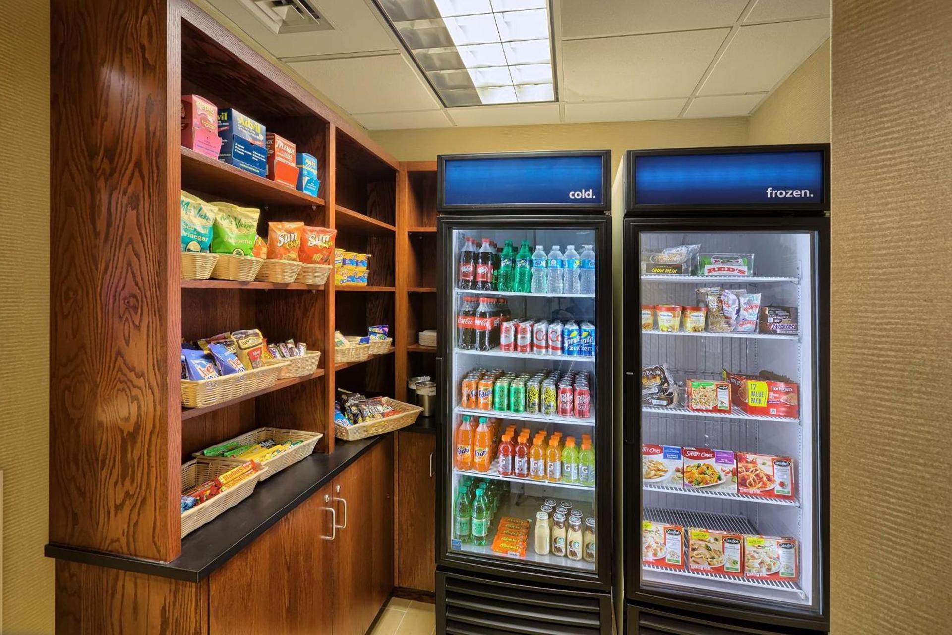 Hampton Inn Raleigh/Garner photo 10