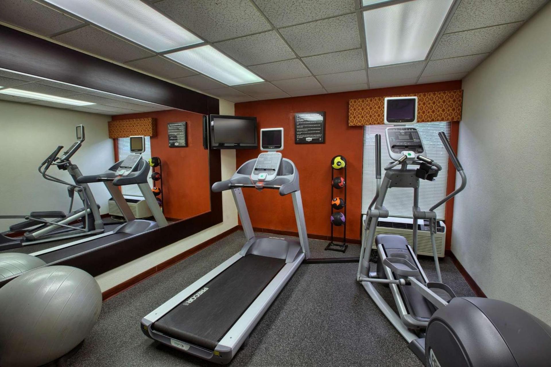 Hampton Inn Raleigh/Garner photo 14