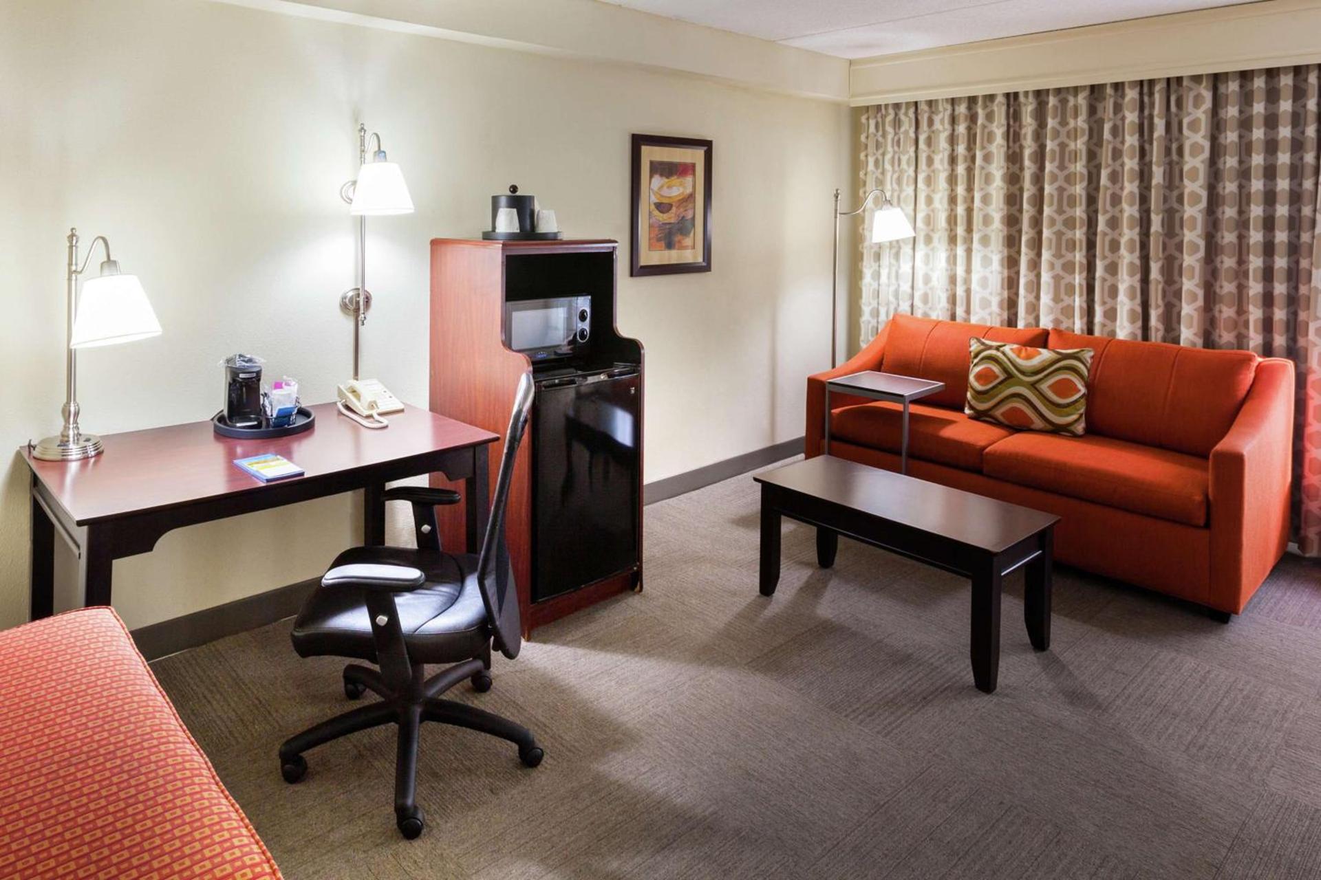 Hampton Inn Raleigh/Garner photo 20