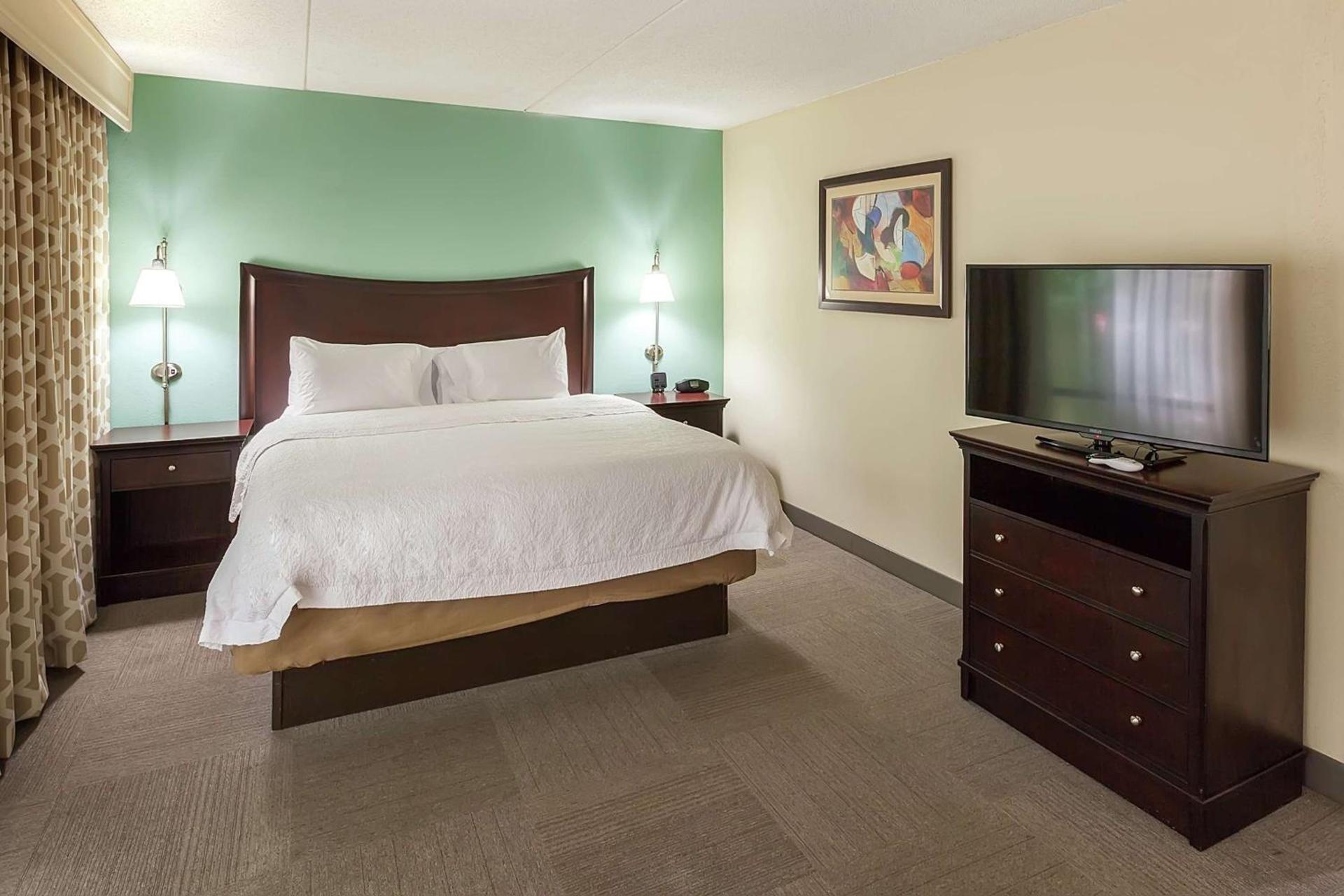 Hampton Inn Raleigh/Garner photo 29