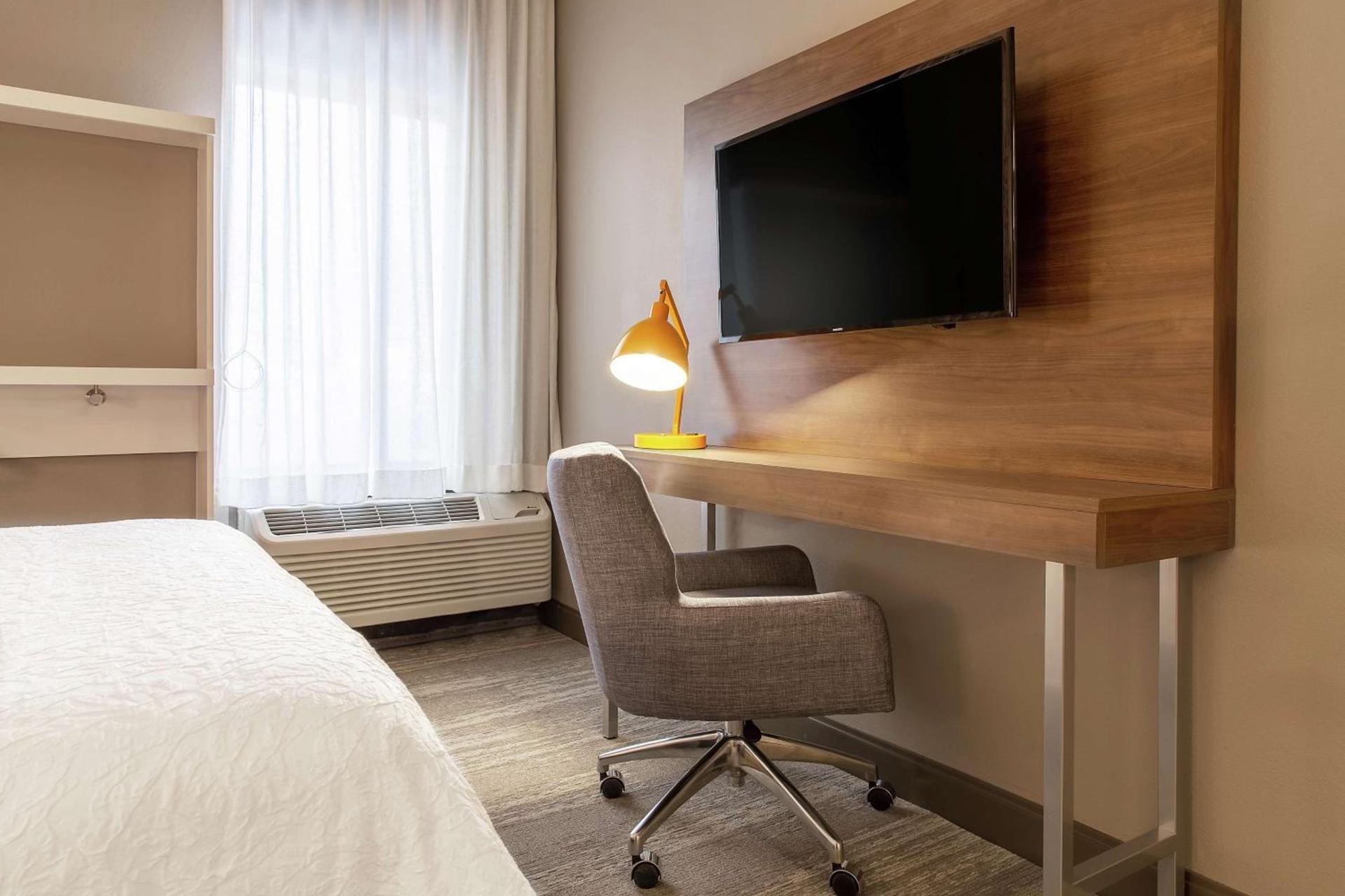 Hampton Inn Rockford photo 16