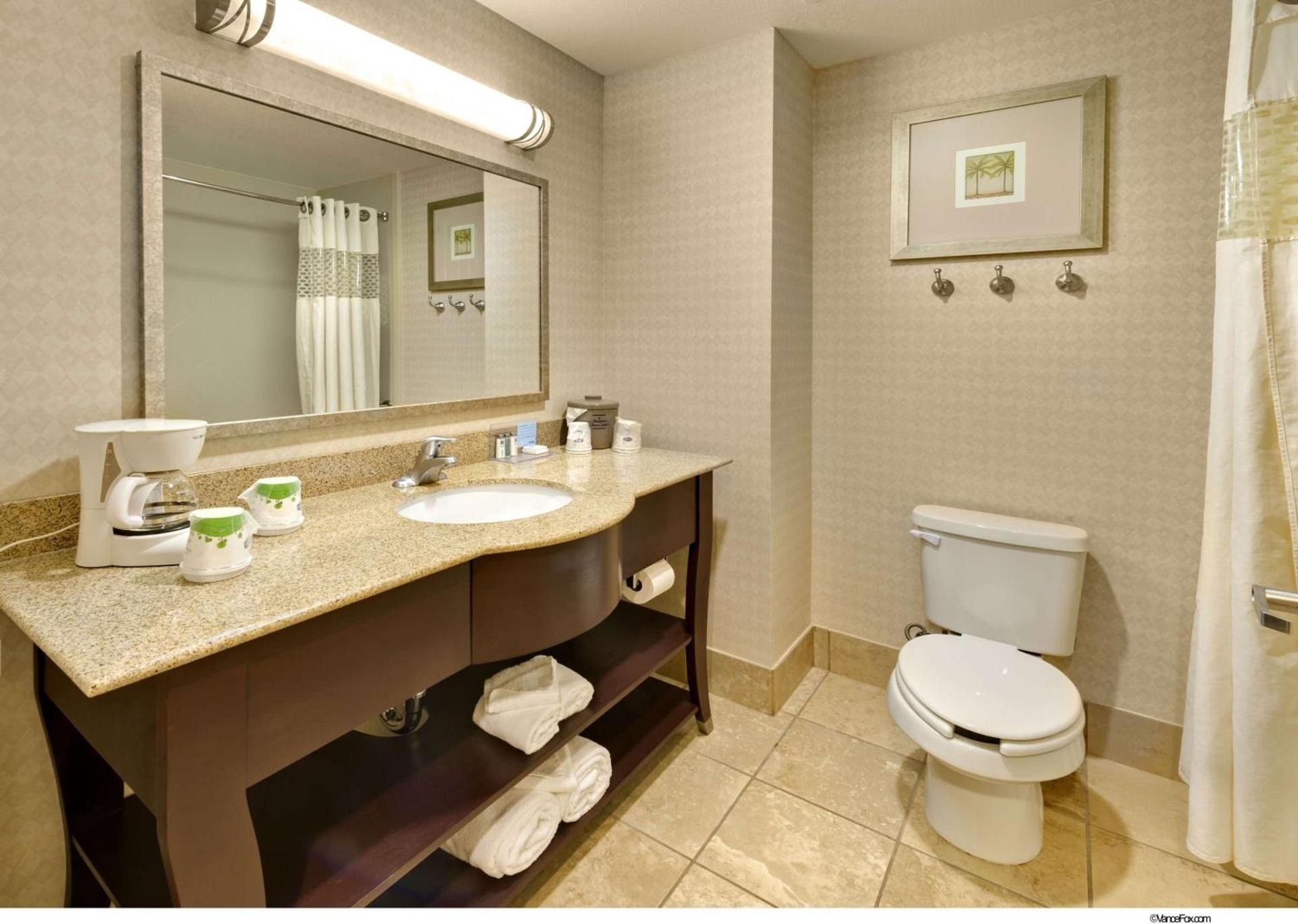Hampton Inn & Suites Reno photo 20