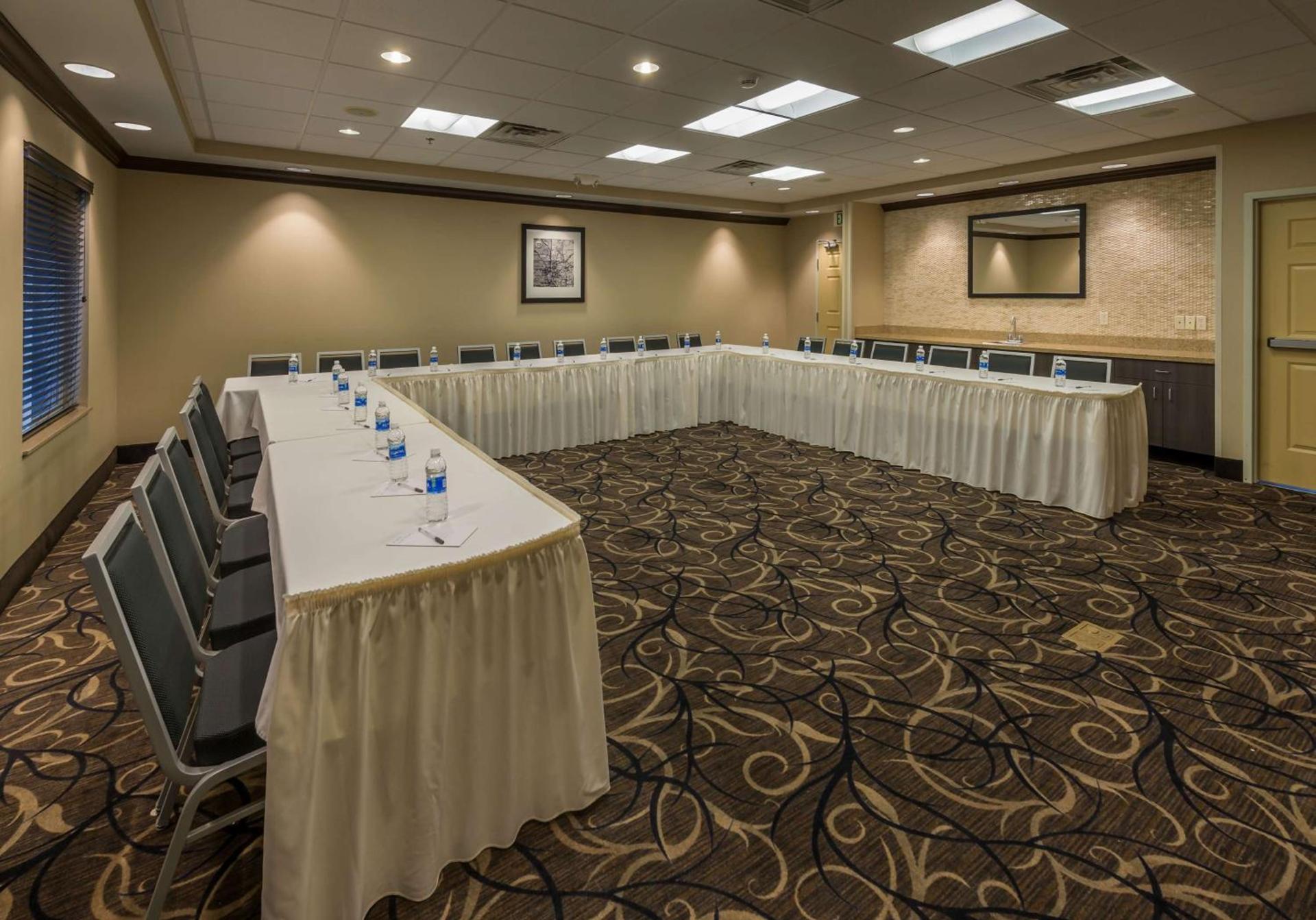 Hampton Inn & Suites Reno photo 24