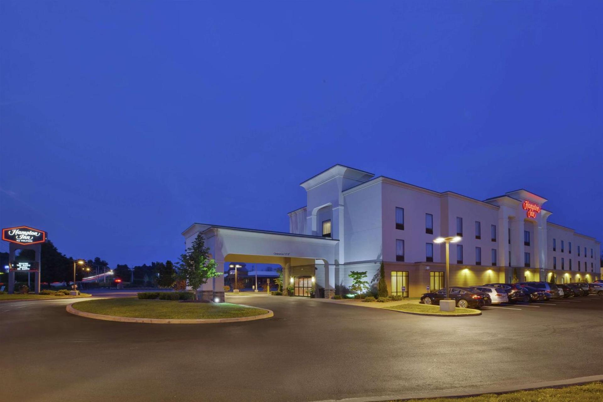 Hampton Inn Brockport photo 3