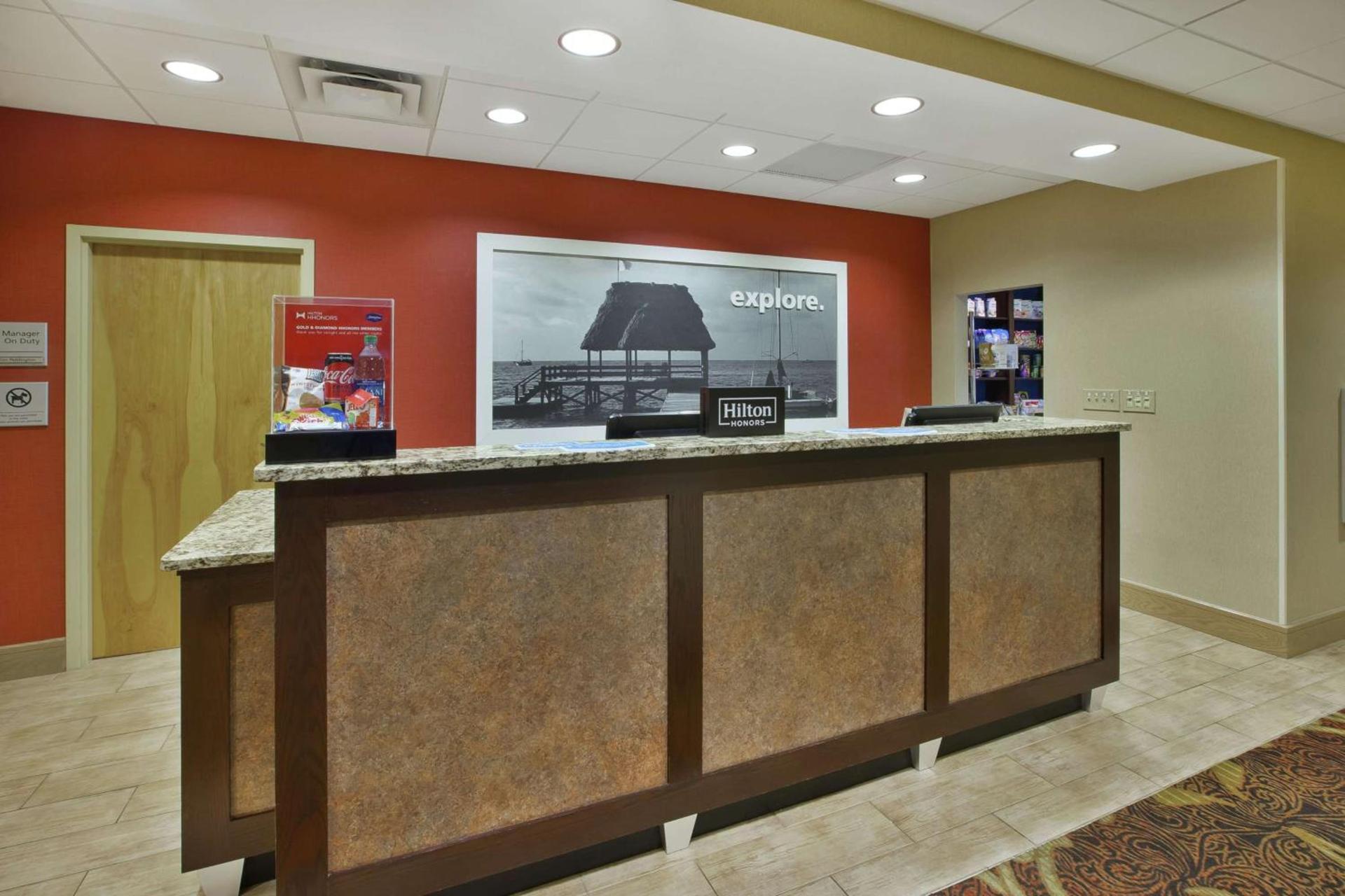 Hampton Inn Brockport photo 5