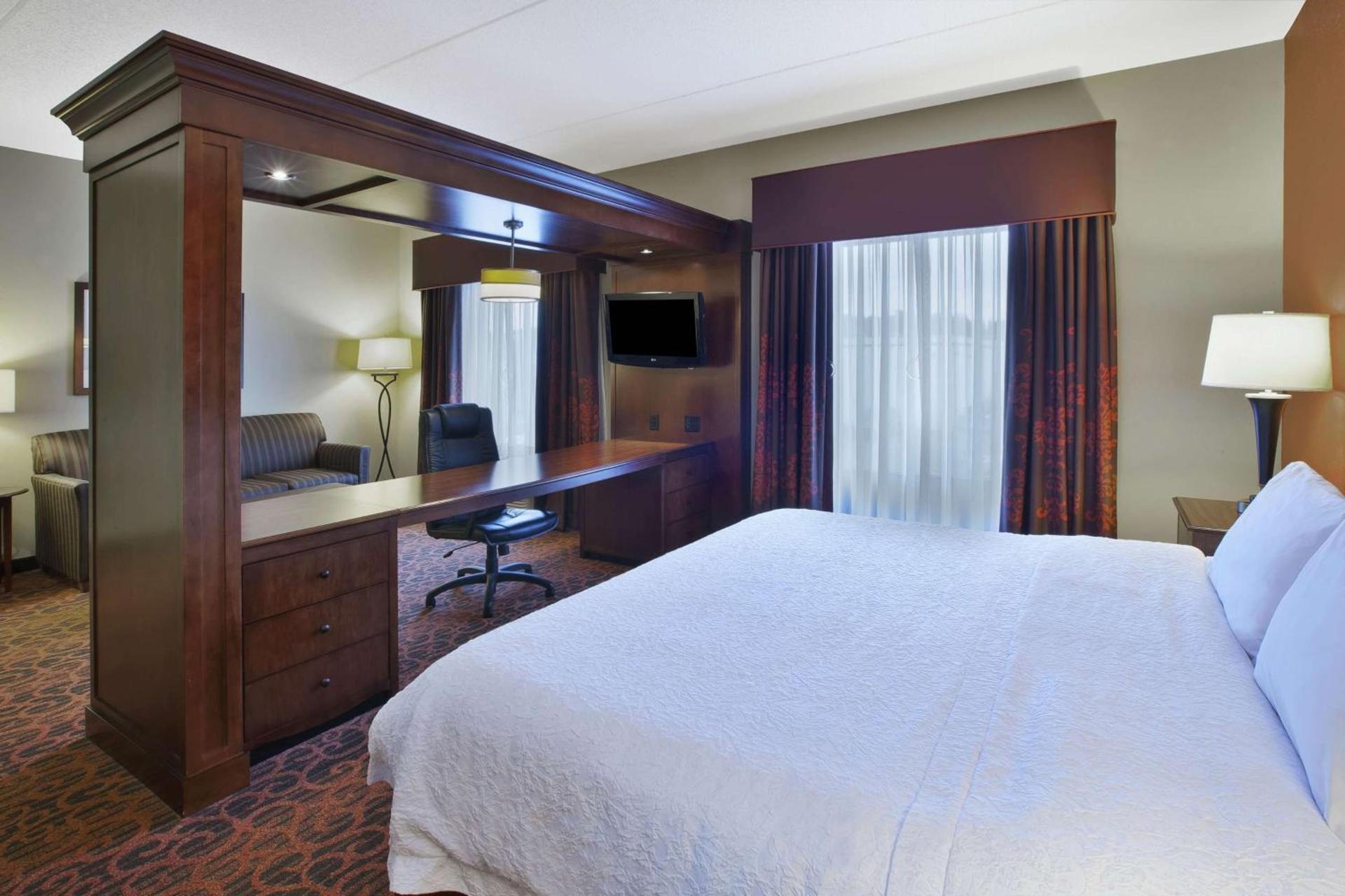 Hampton Inn Brockport photo 18
