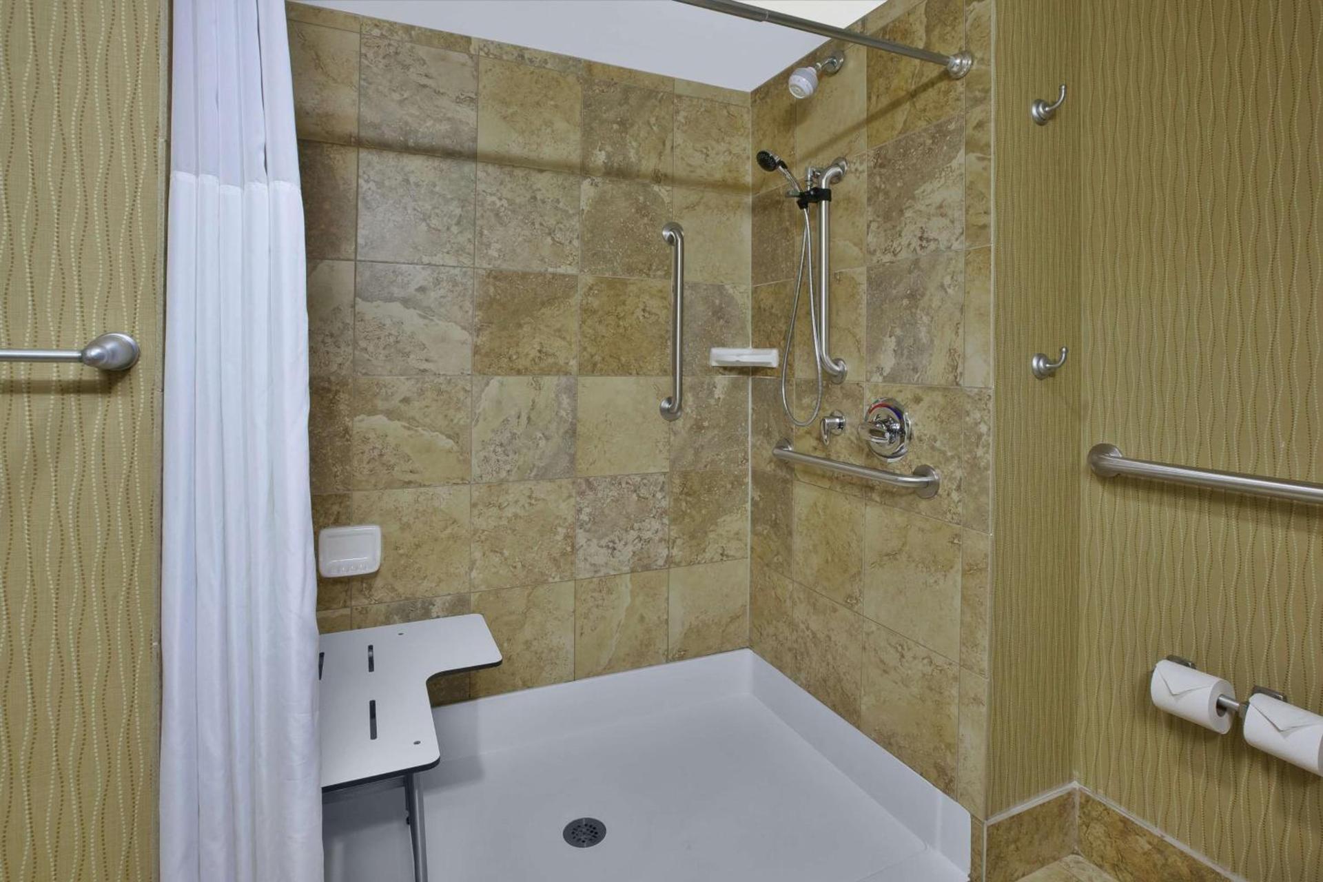 Hampton Inn Brockport photo 27