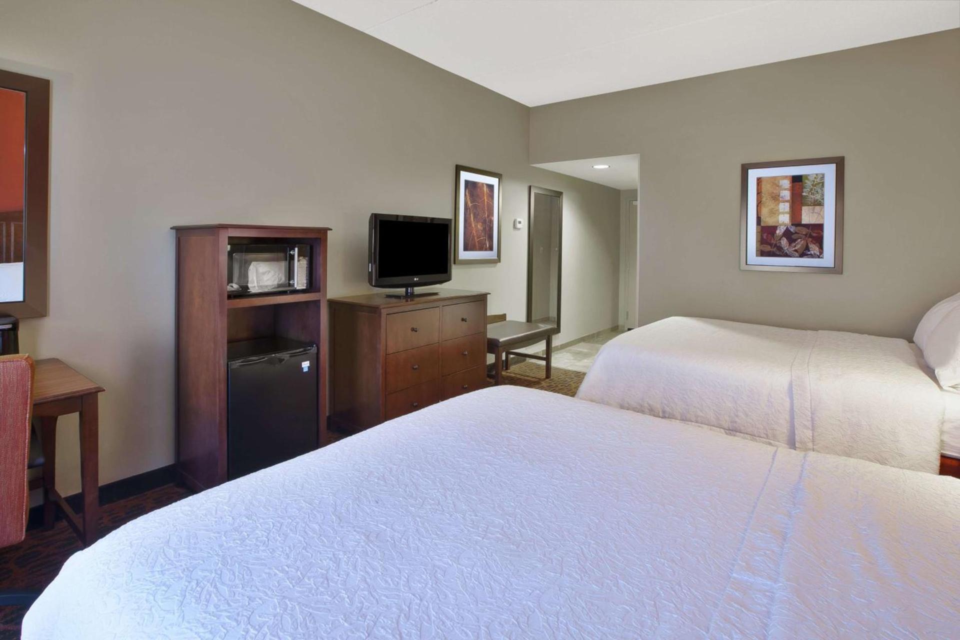 Hampton Inn Brockport photo 30