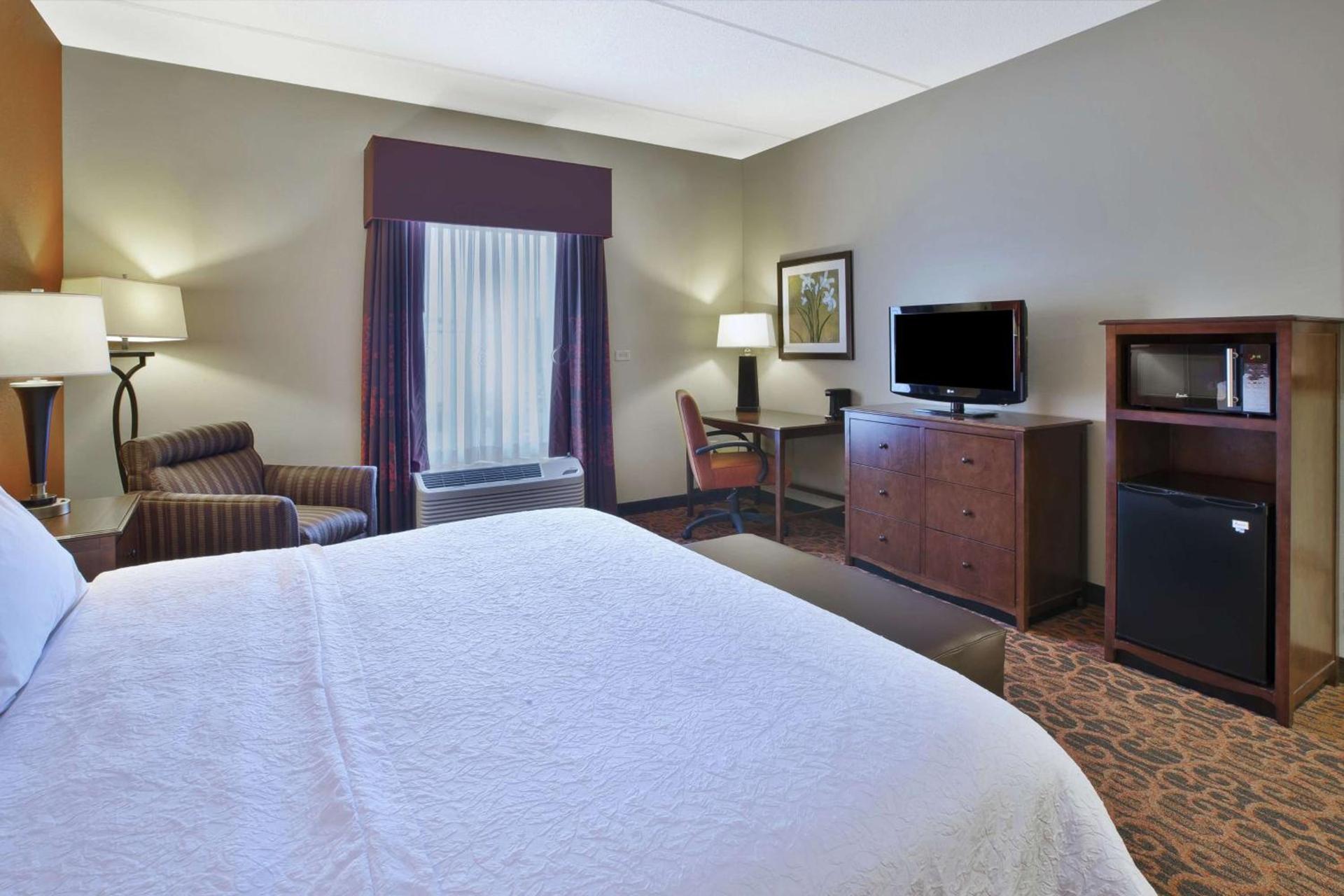 Hampton Inn Brockport photo 29