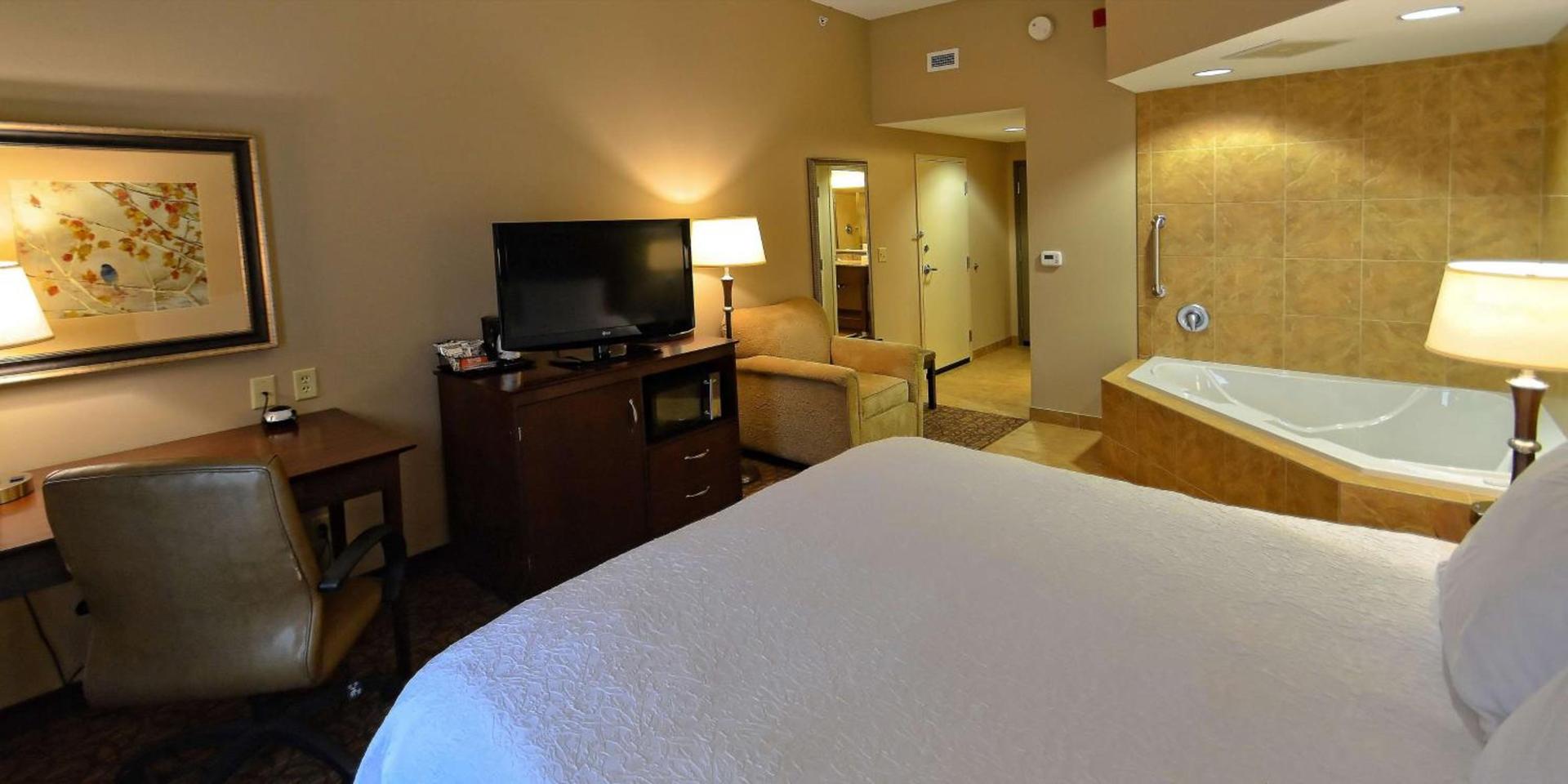 Hampton Inn Geneseo photo 26