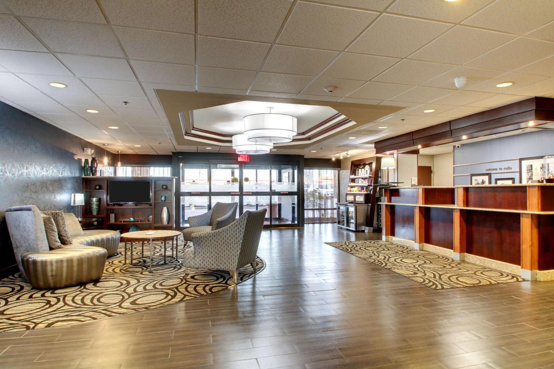 Hampton Inn Rolla photo 13