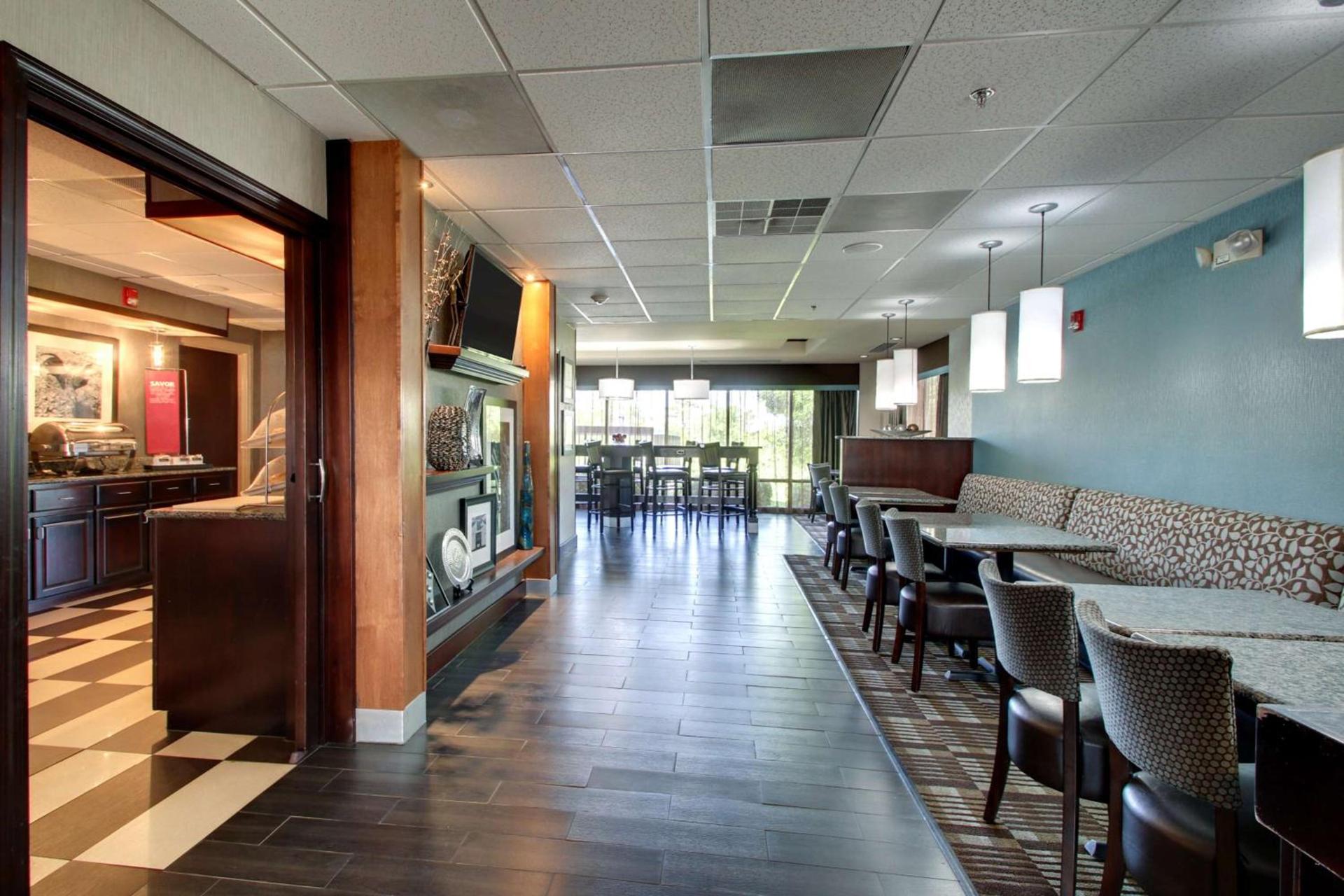 Hampton Inn Rolla photo 24