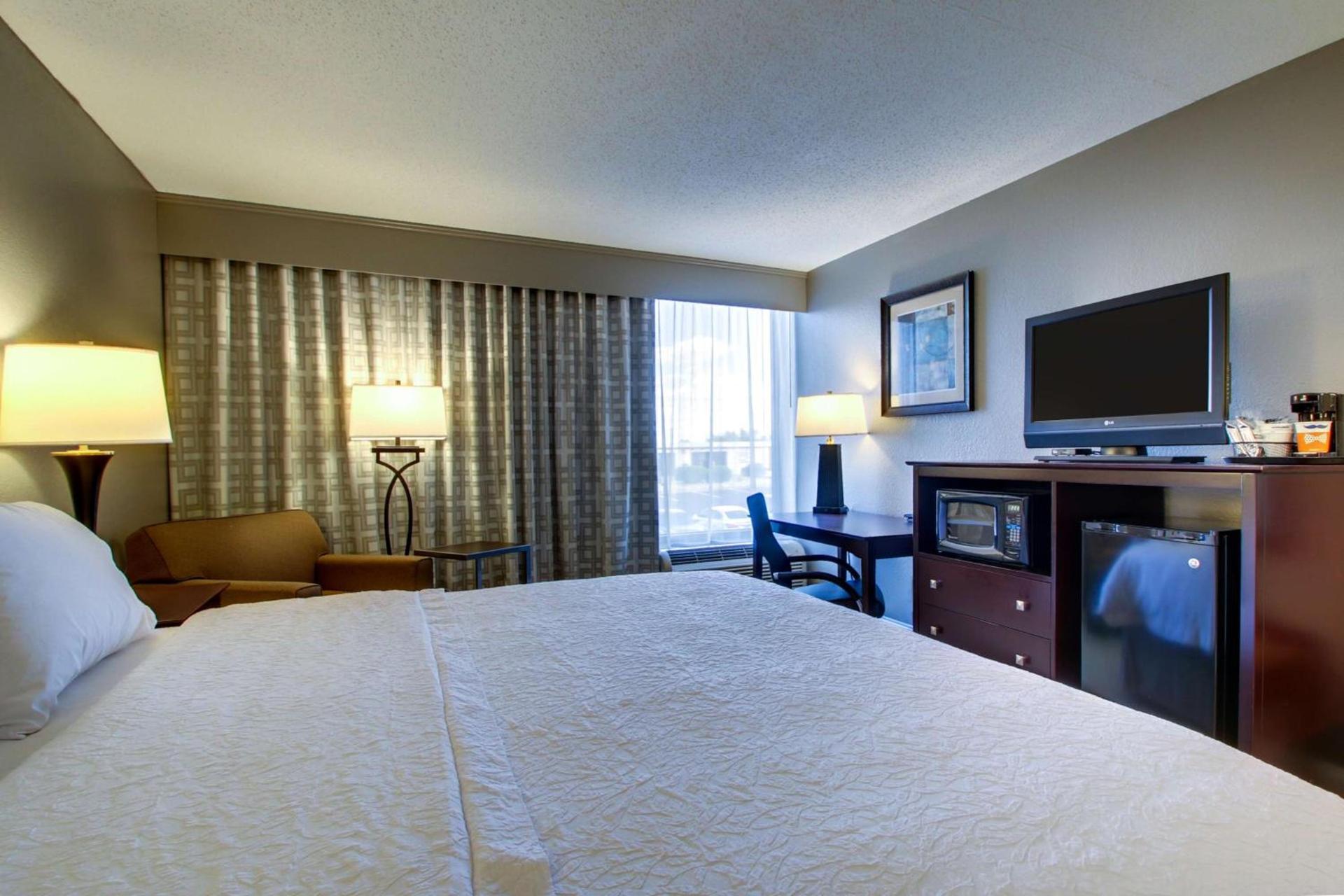 Hampton Inn Rolla photo 35