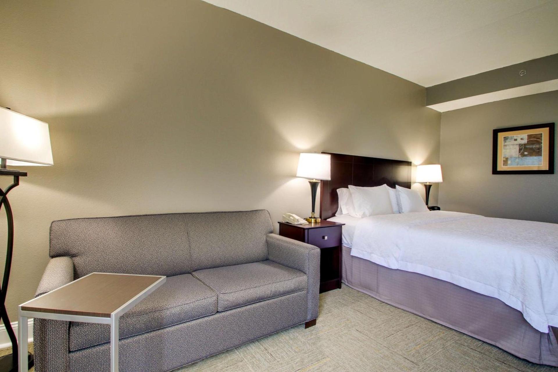 Hampton Inn Rolla photo 37