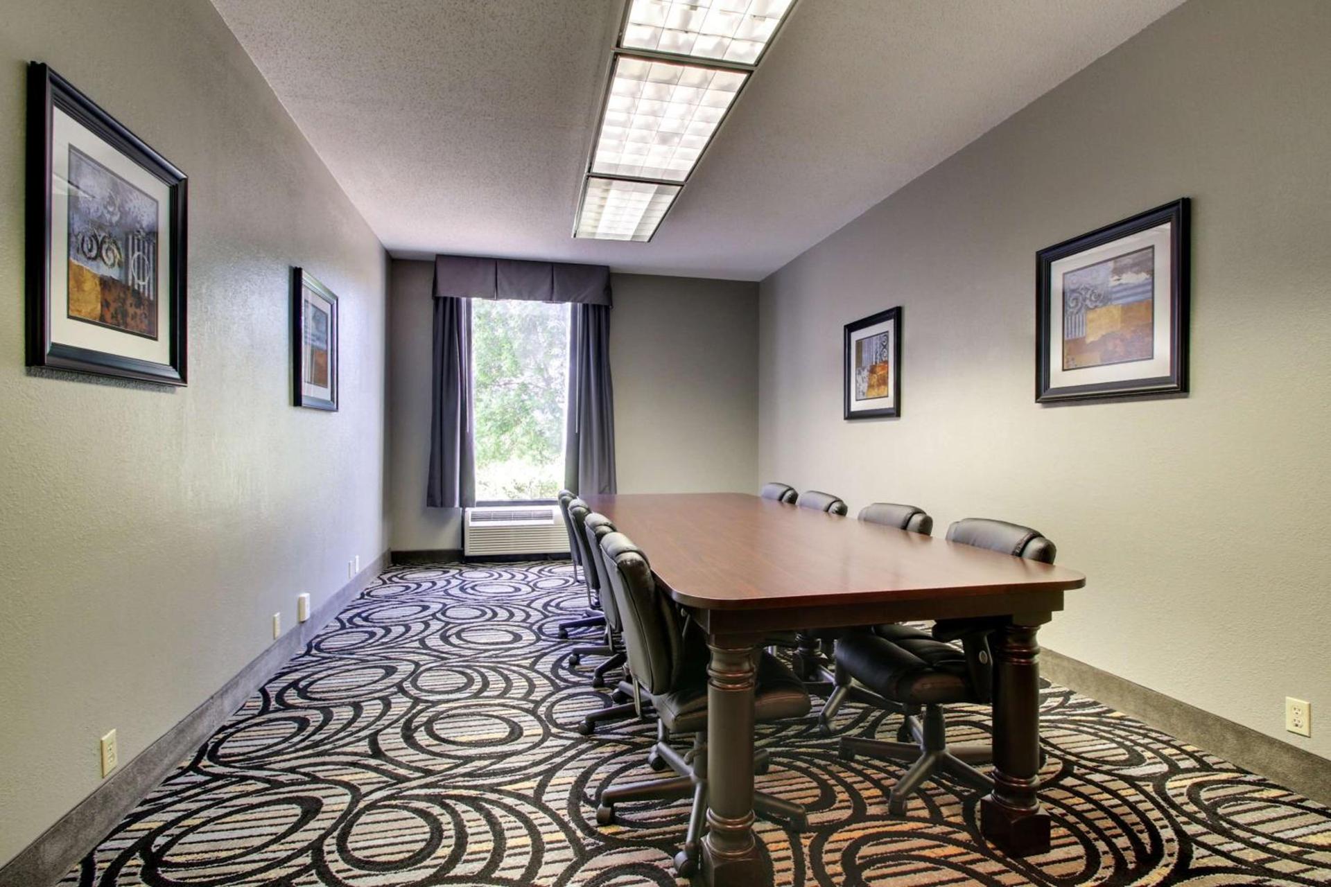 Hampton Inn Rolla photo 48