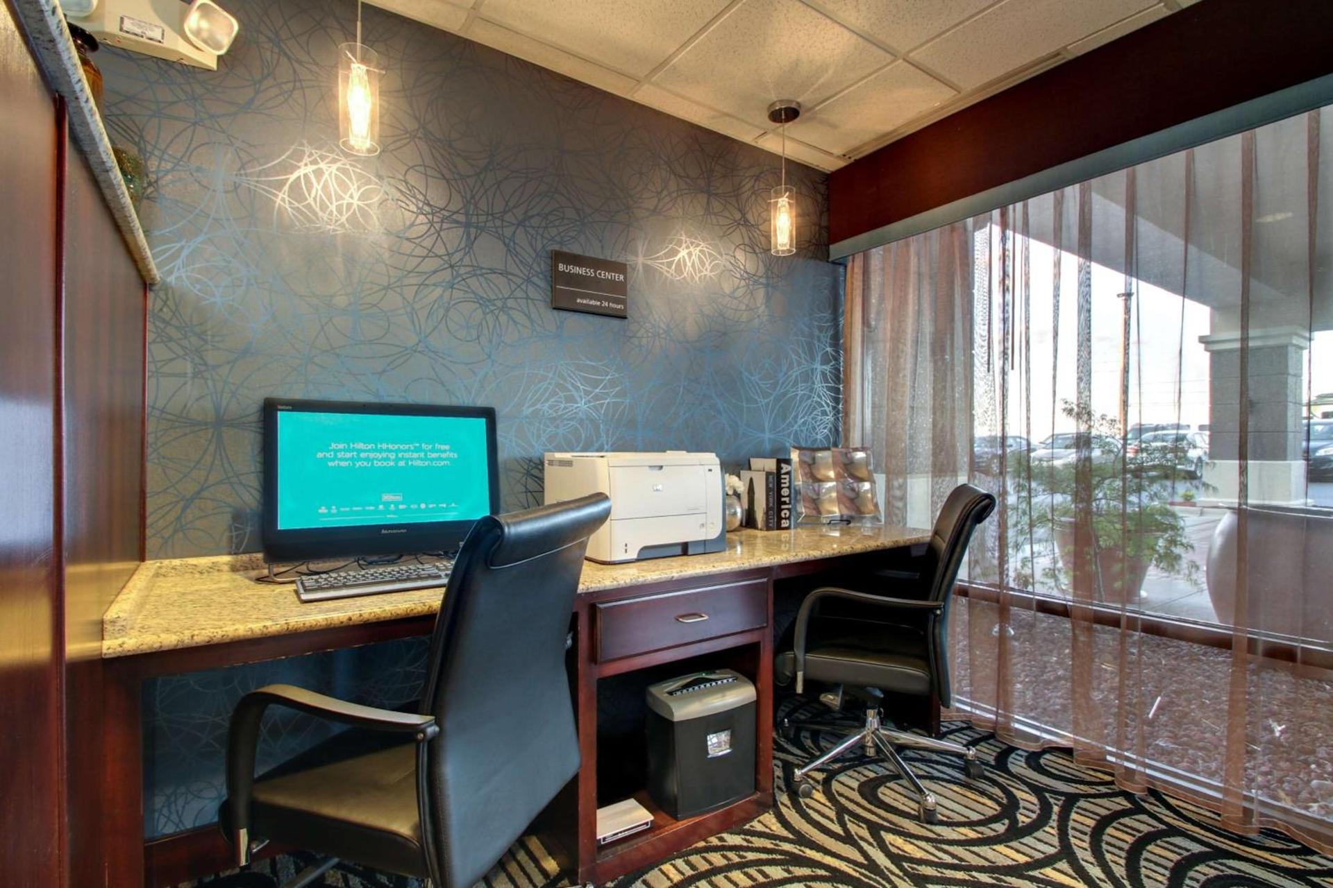 Hampton Inn Rolla photo 51