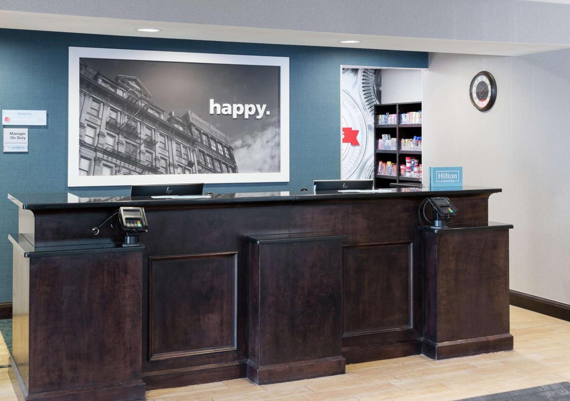 Hampton Inn & Suites Rochester-North photo 4
