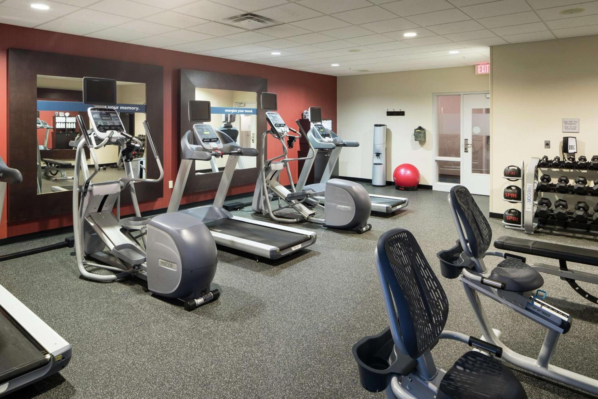 Hampton Inn & Suites Rochester-North photo 13