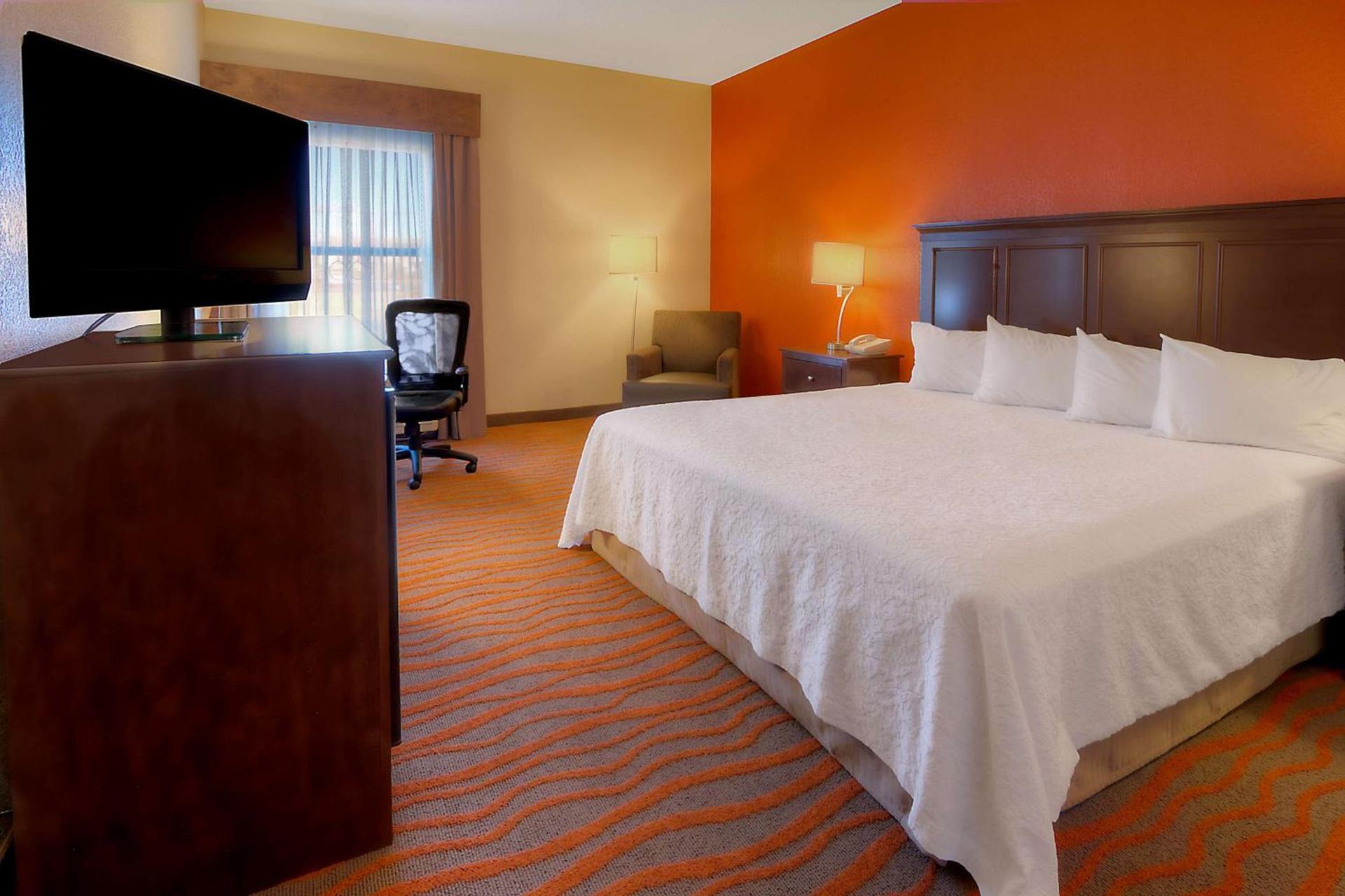 Hampton Inn Russellville photo 34