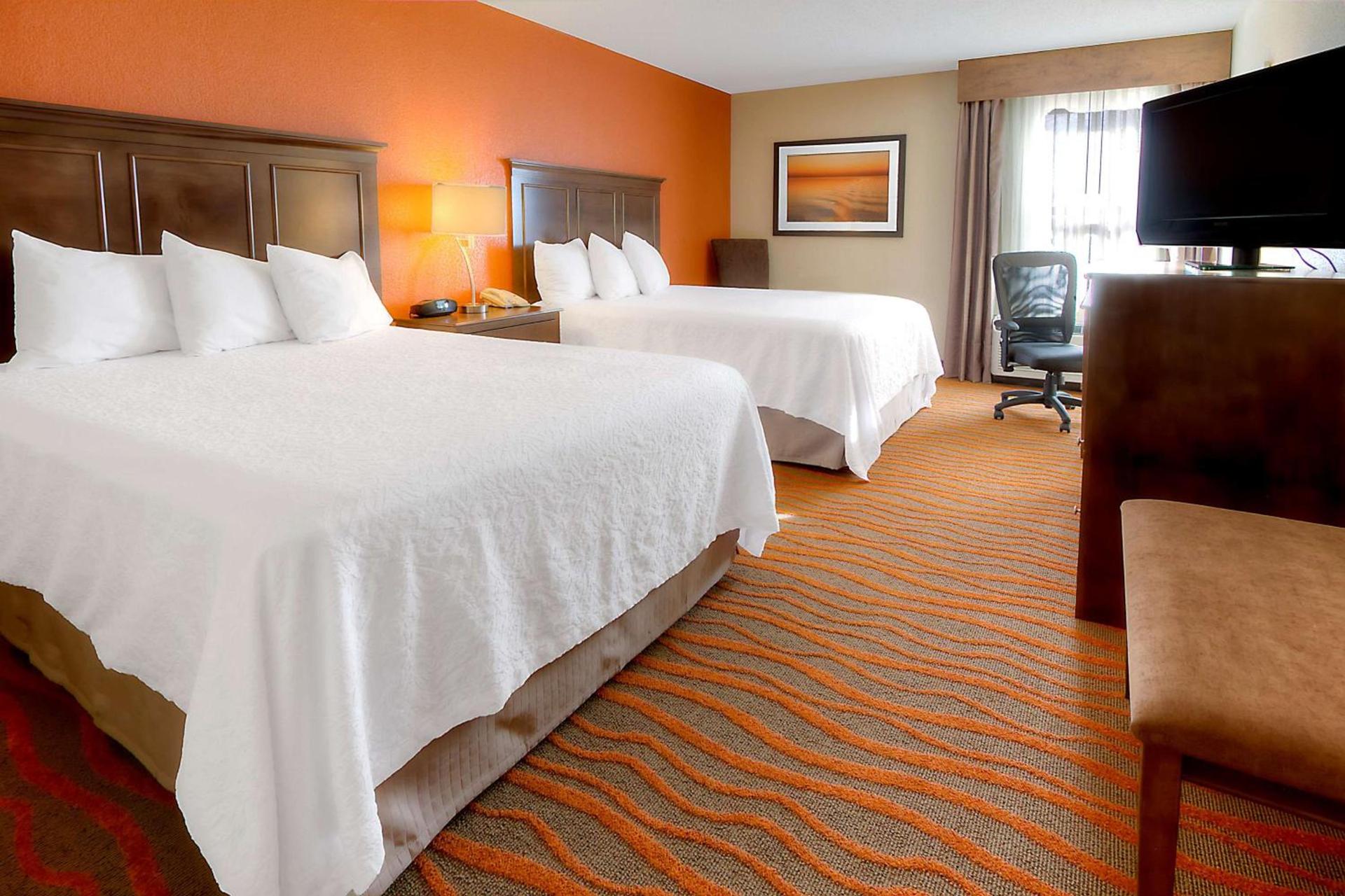 Hampton Inn Russellville photo 38