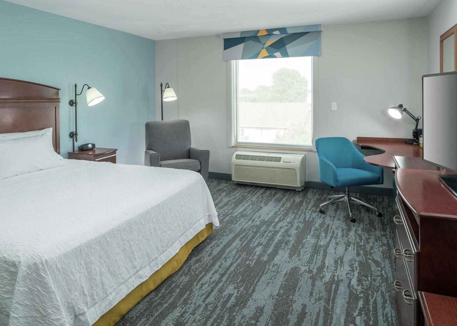 Hampton Inn & Suites Rochester-North photo 35