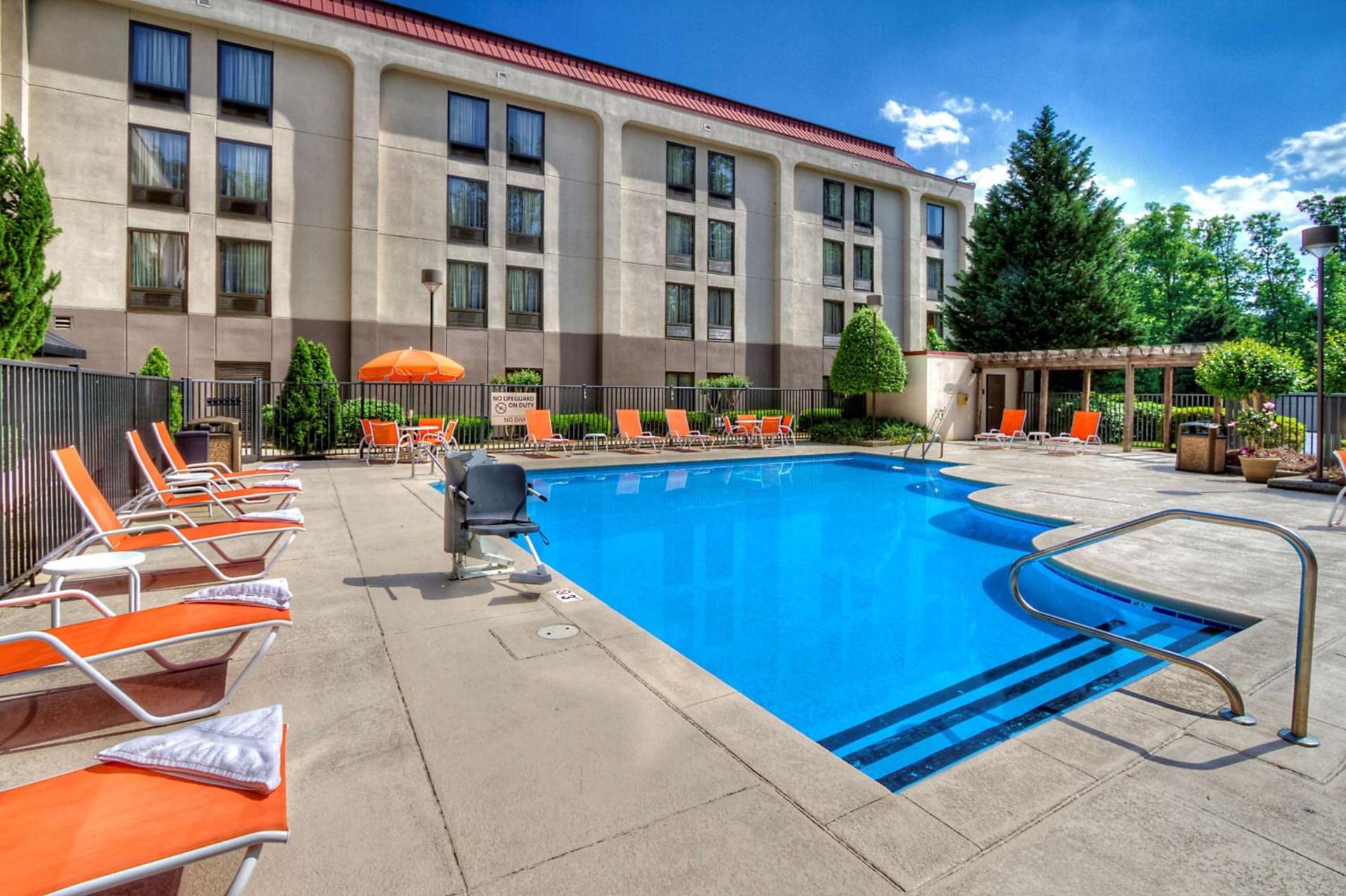 Hampton Inn Rocky Mount photo 9