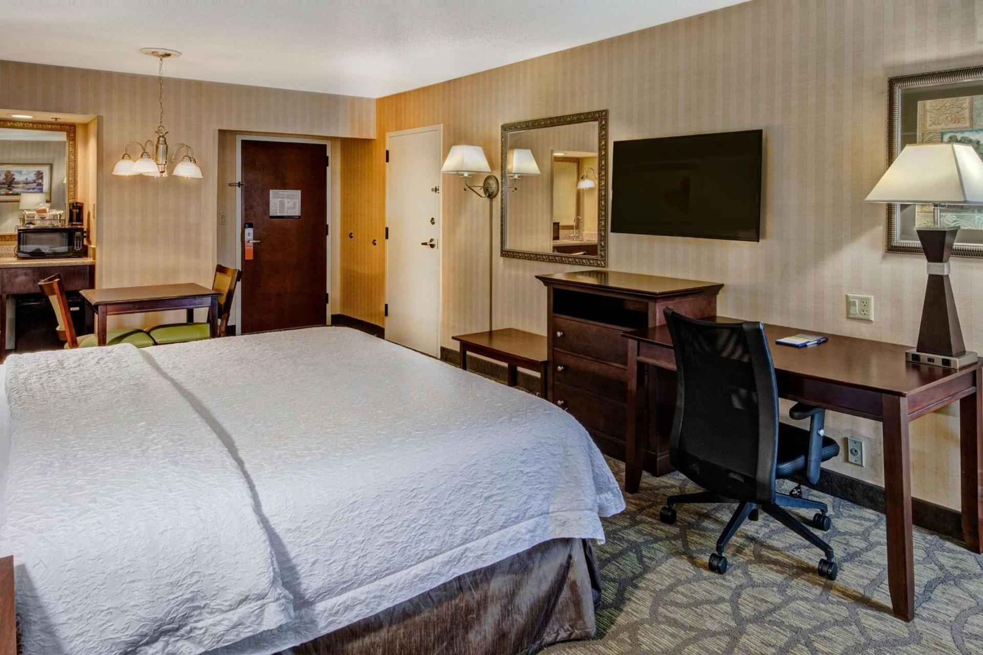 Hampton Inn Rocky Mount photo 20