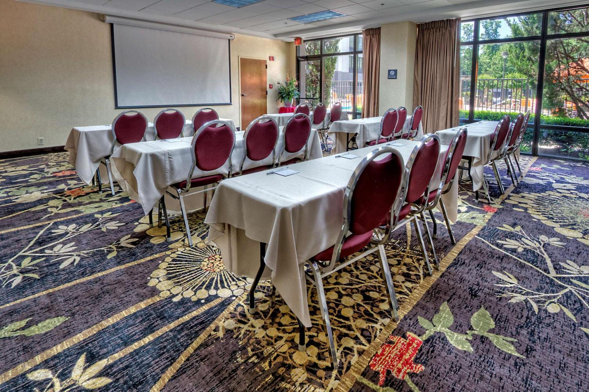Hampton Inn Rocky Mount photo 34