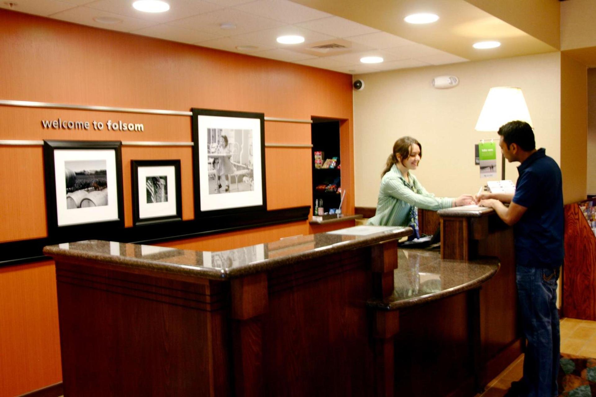 Hampton Inn & Suites Folsom photo 9