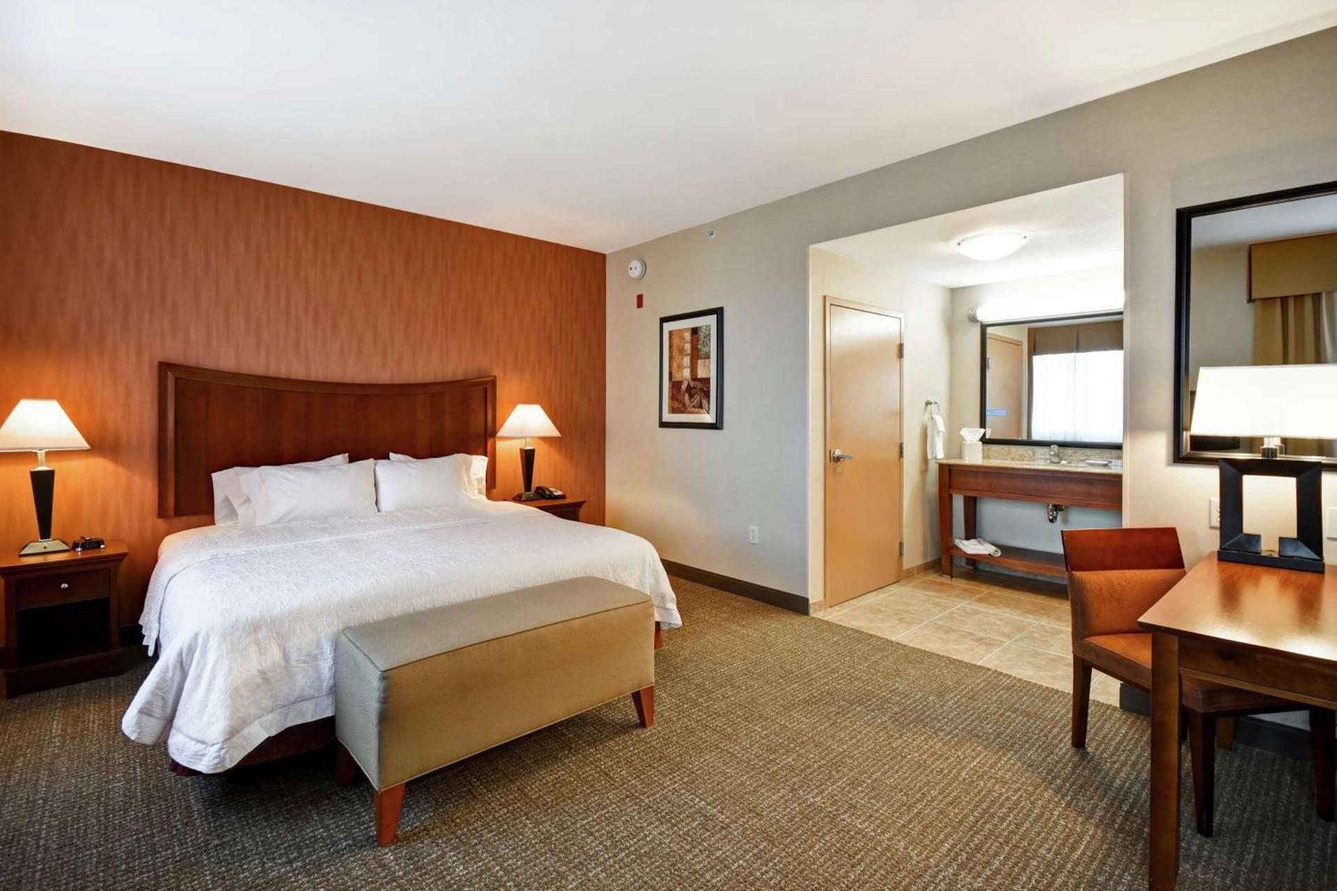 Hampton Inn & Suites Folsom photo 33
