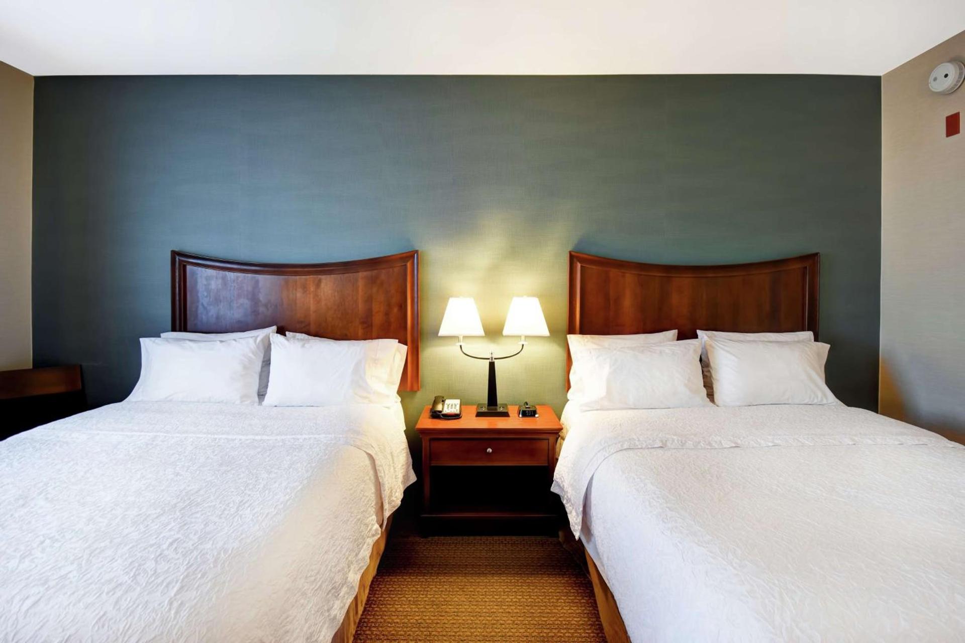 Hampton Inn & Suites Folsom photo 37