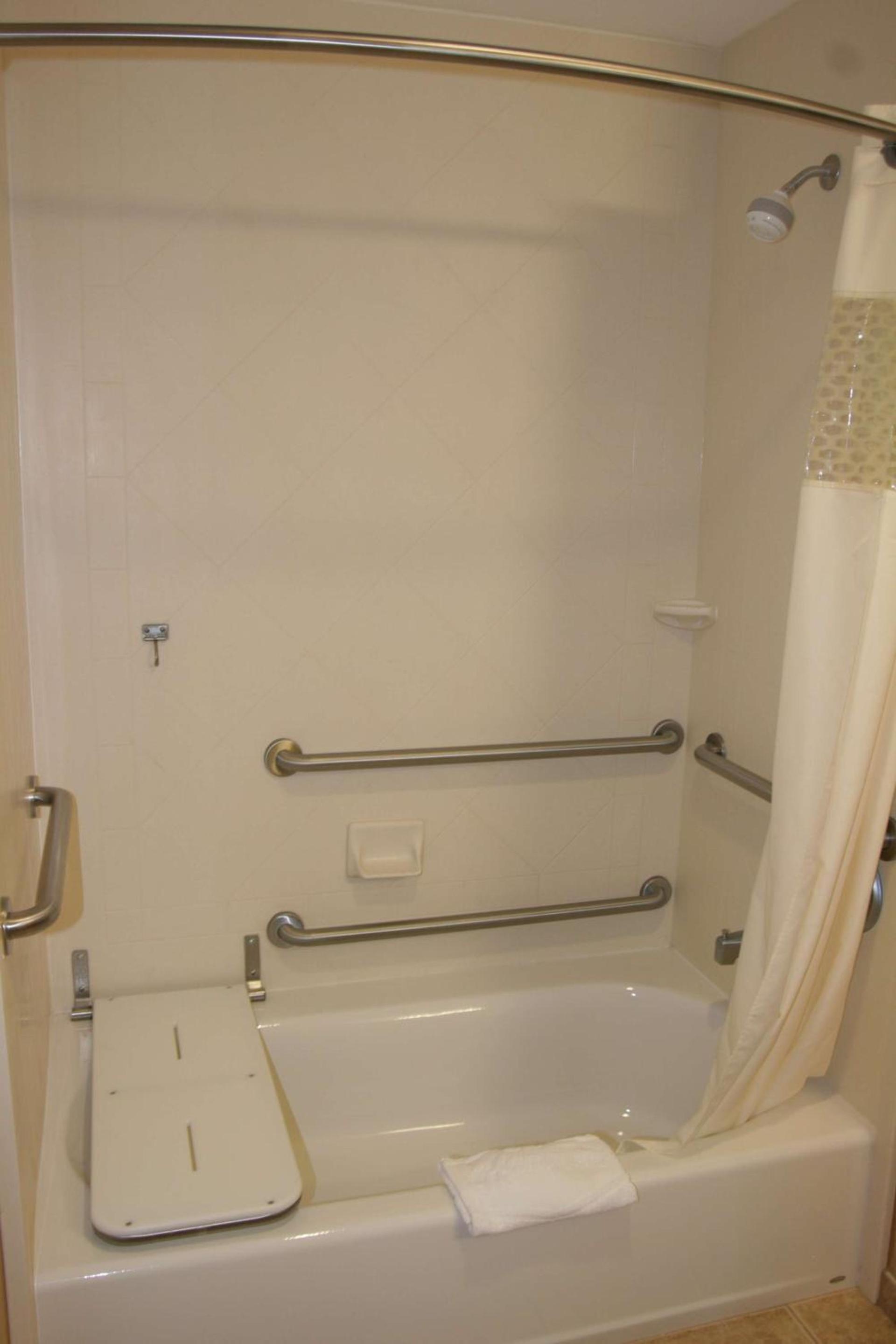 Hampton Inn & Suites Folsom photo 44