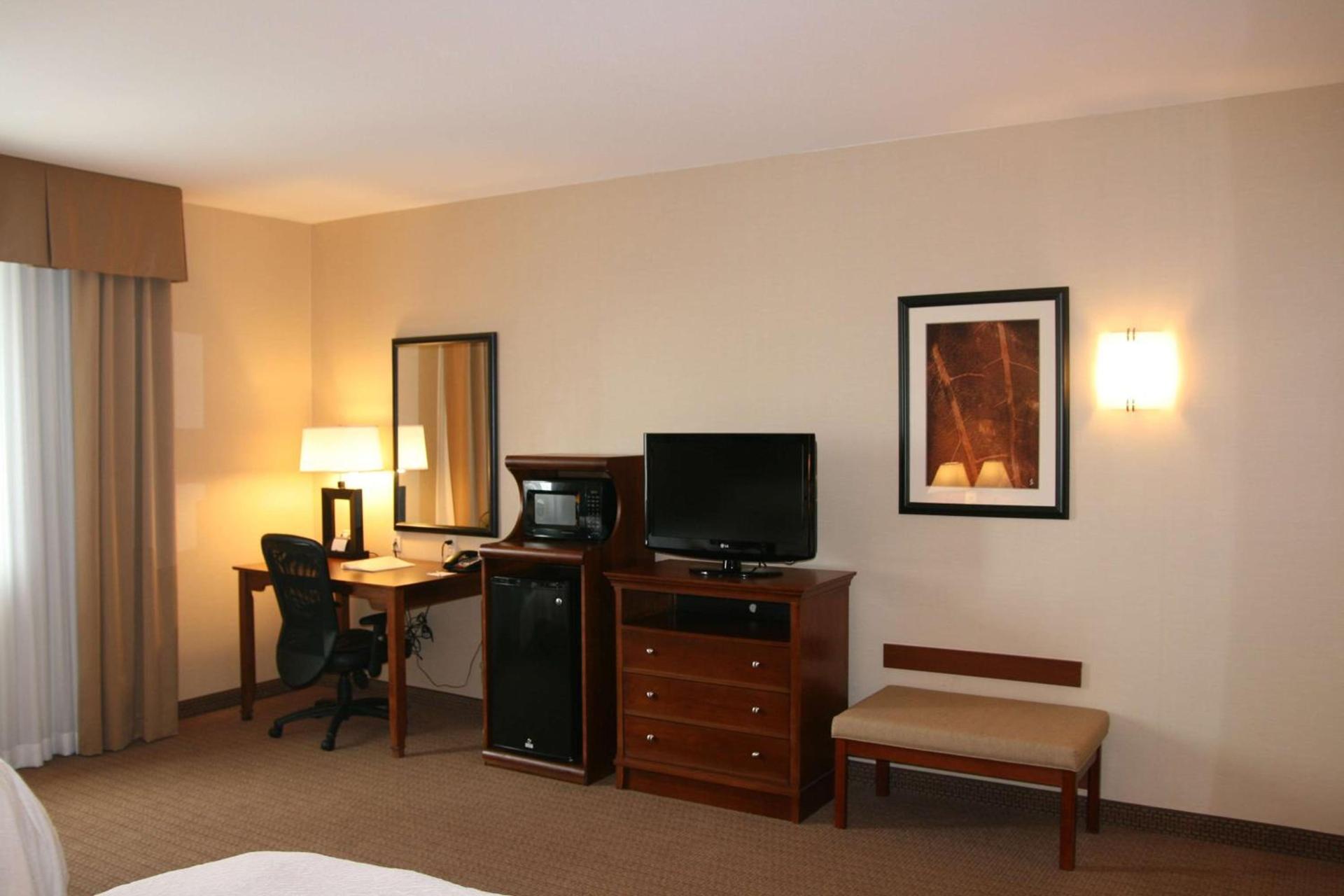 Hampton Inn & Suites Folsom photo 50