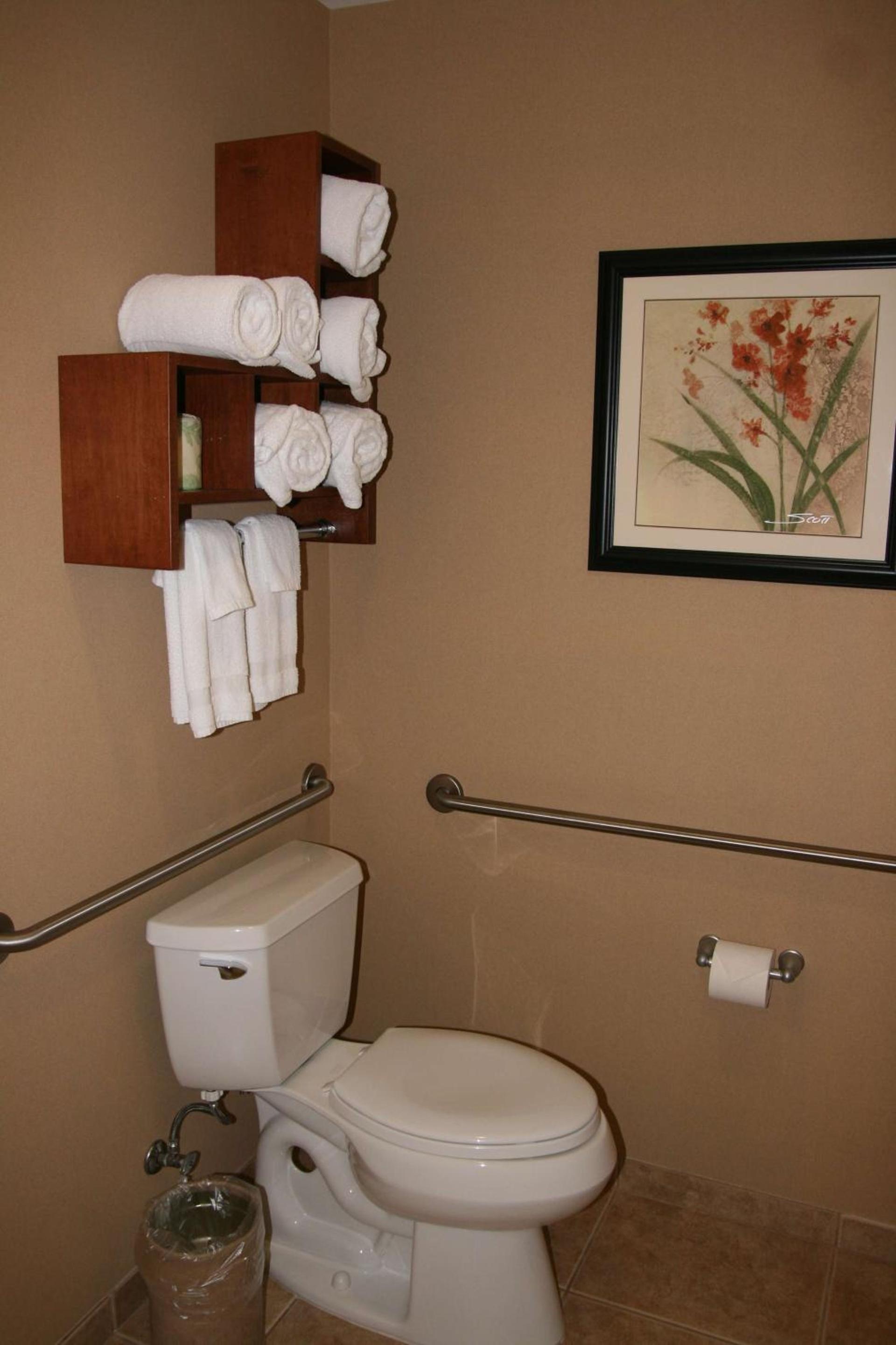 Hampton Inn & Suites Folsom photo 53