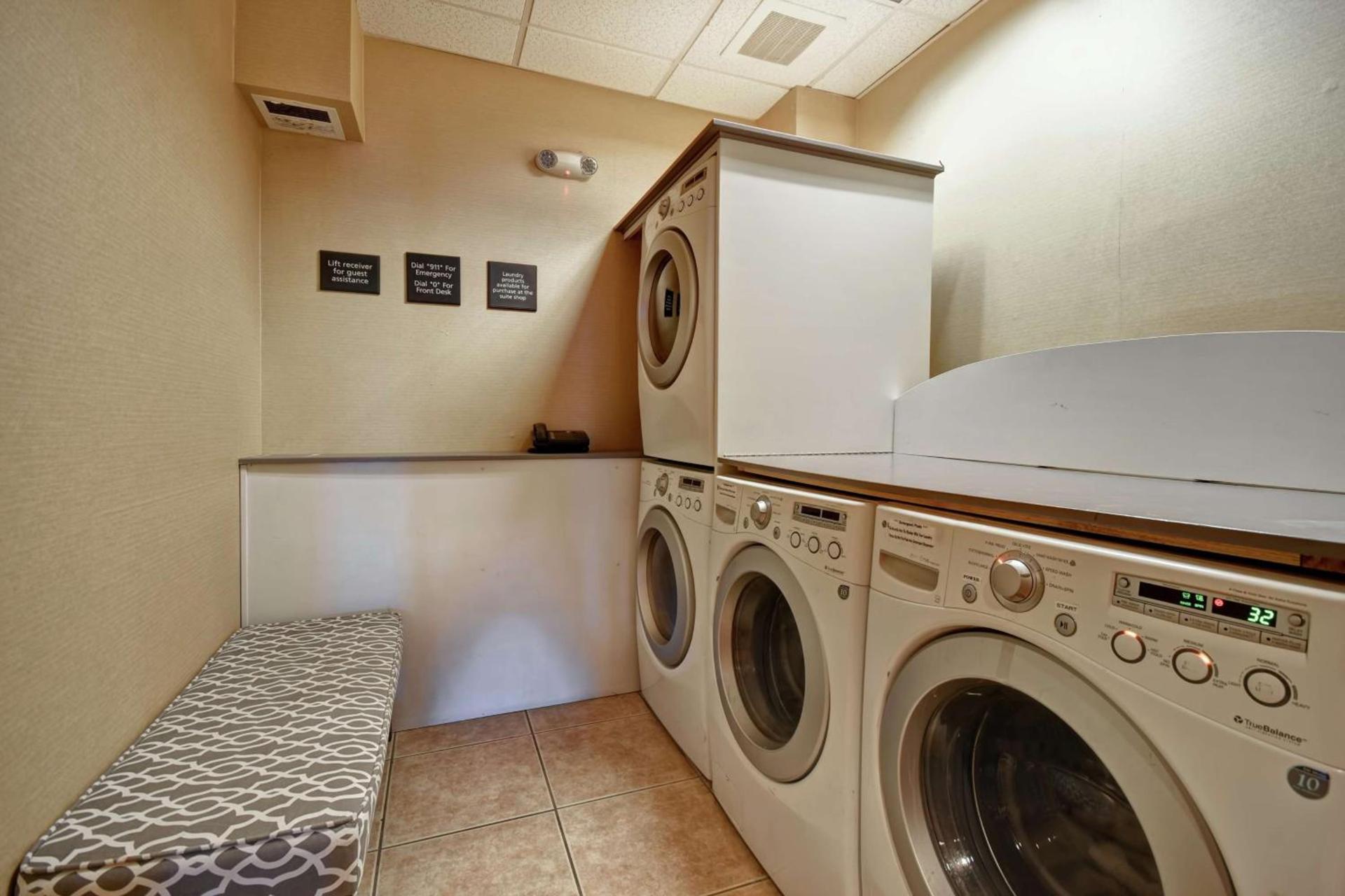 Hampton Inn & Suites Folsom photo 86